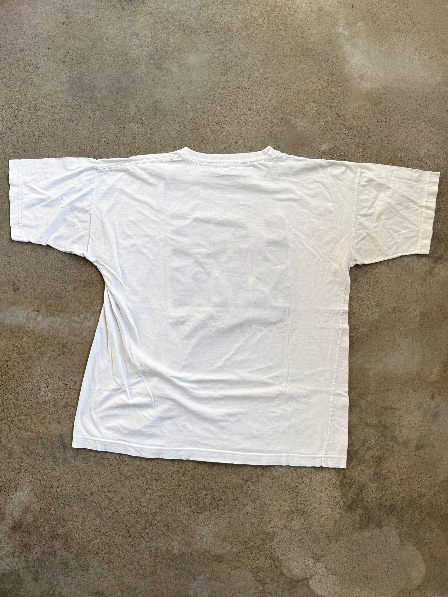 Vintage 1980s White Distressed London England Graphic Tee | XL