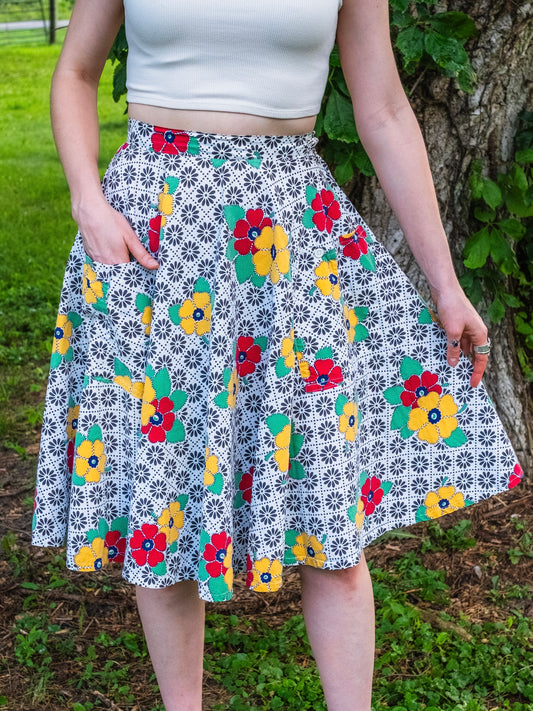 Vintage 1950s Handmade Floral Print Circle Skirt | Waist 26”
