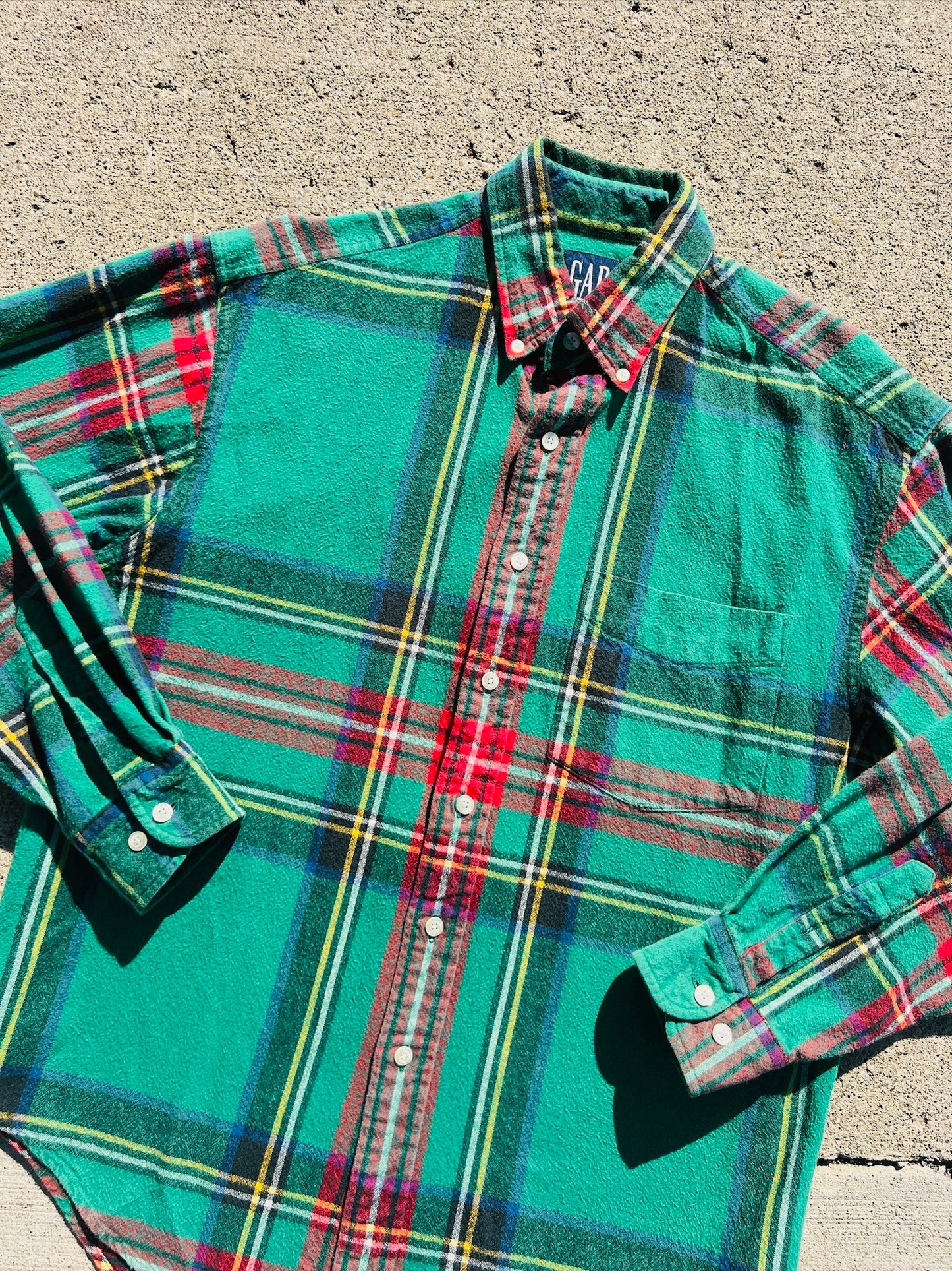 Vintage 1990s Gap Green Plaid Cotton Flannel | Medium