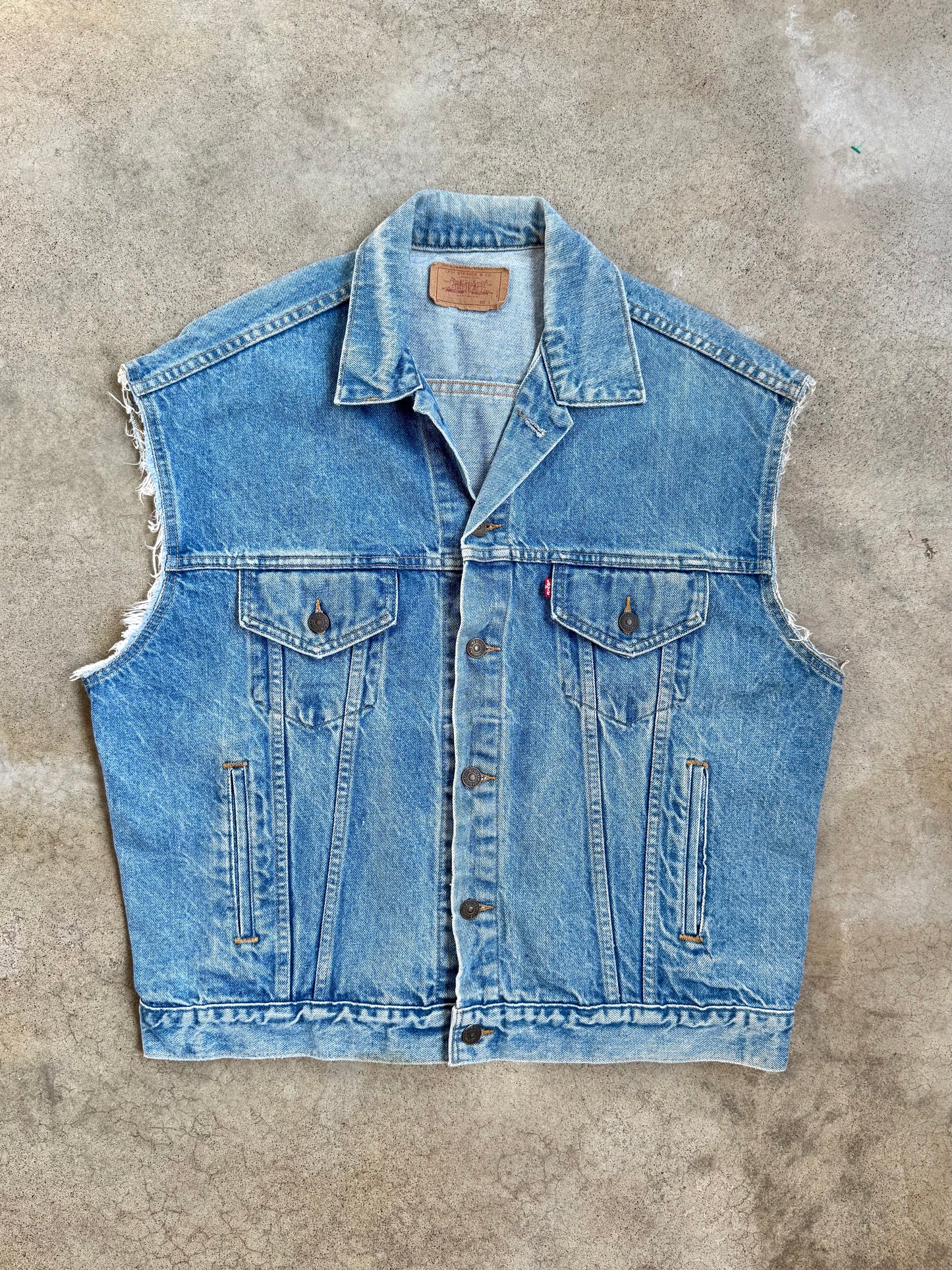Vintage 1980s Levi's Red Tab Cut-Off Denim Vest | Large