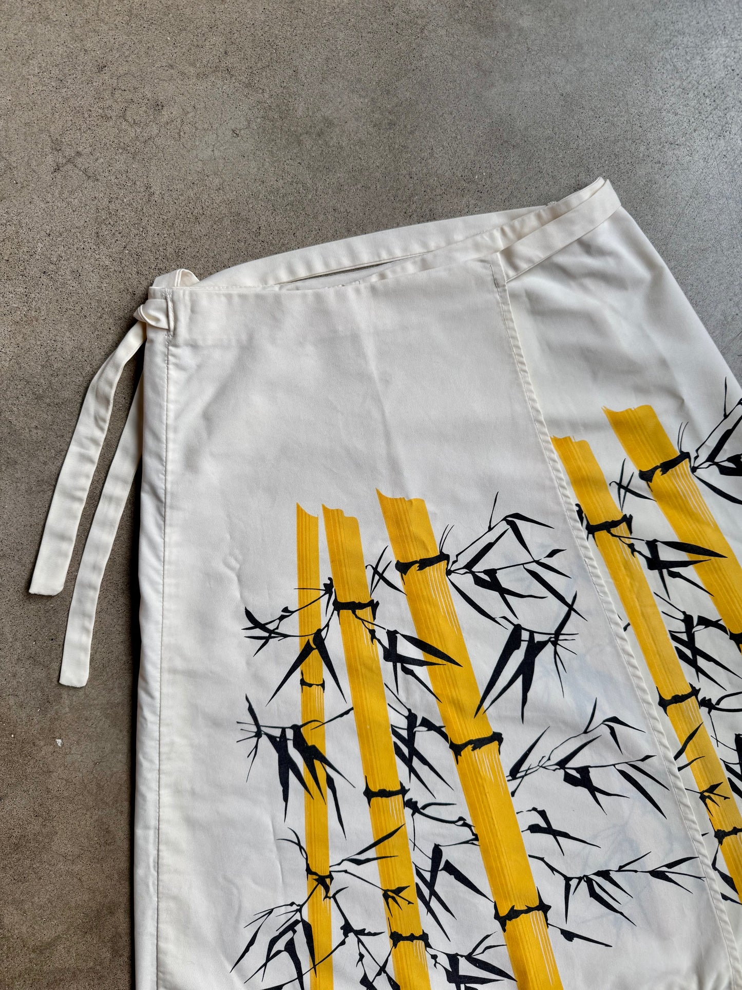 Vintage 1960s The Bagshaws of Saint Lucia Bamboo Print Wrap Skirt | Medium