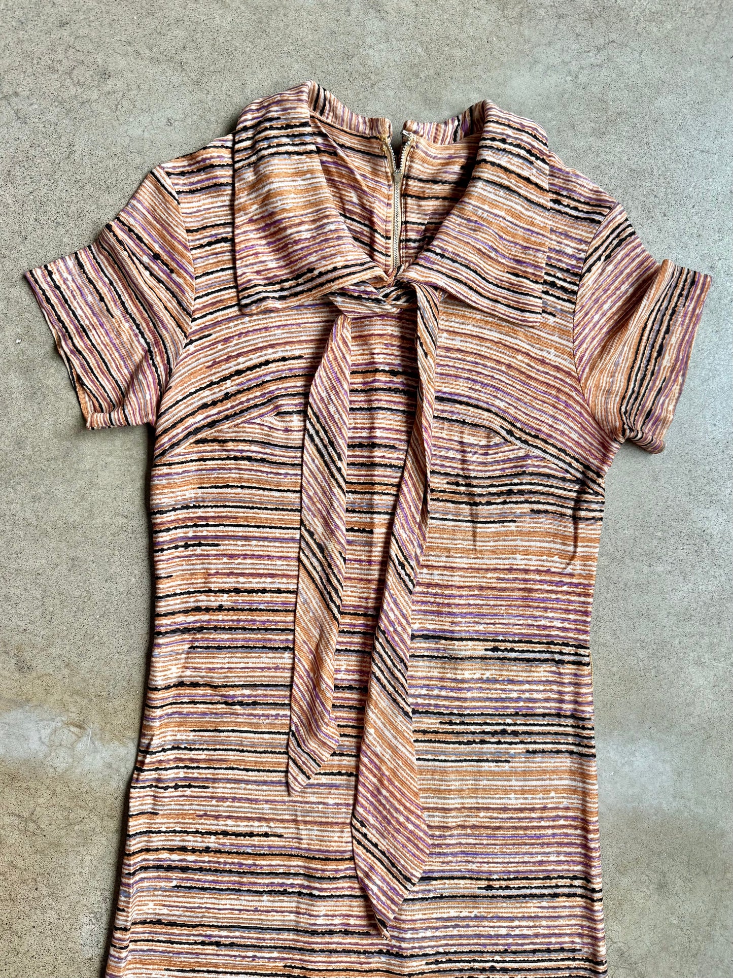 Vintage 1940s Multi-Color Abstract Stripe Collared Tie-Neck Dress | Small