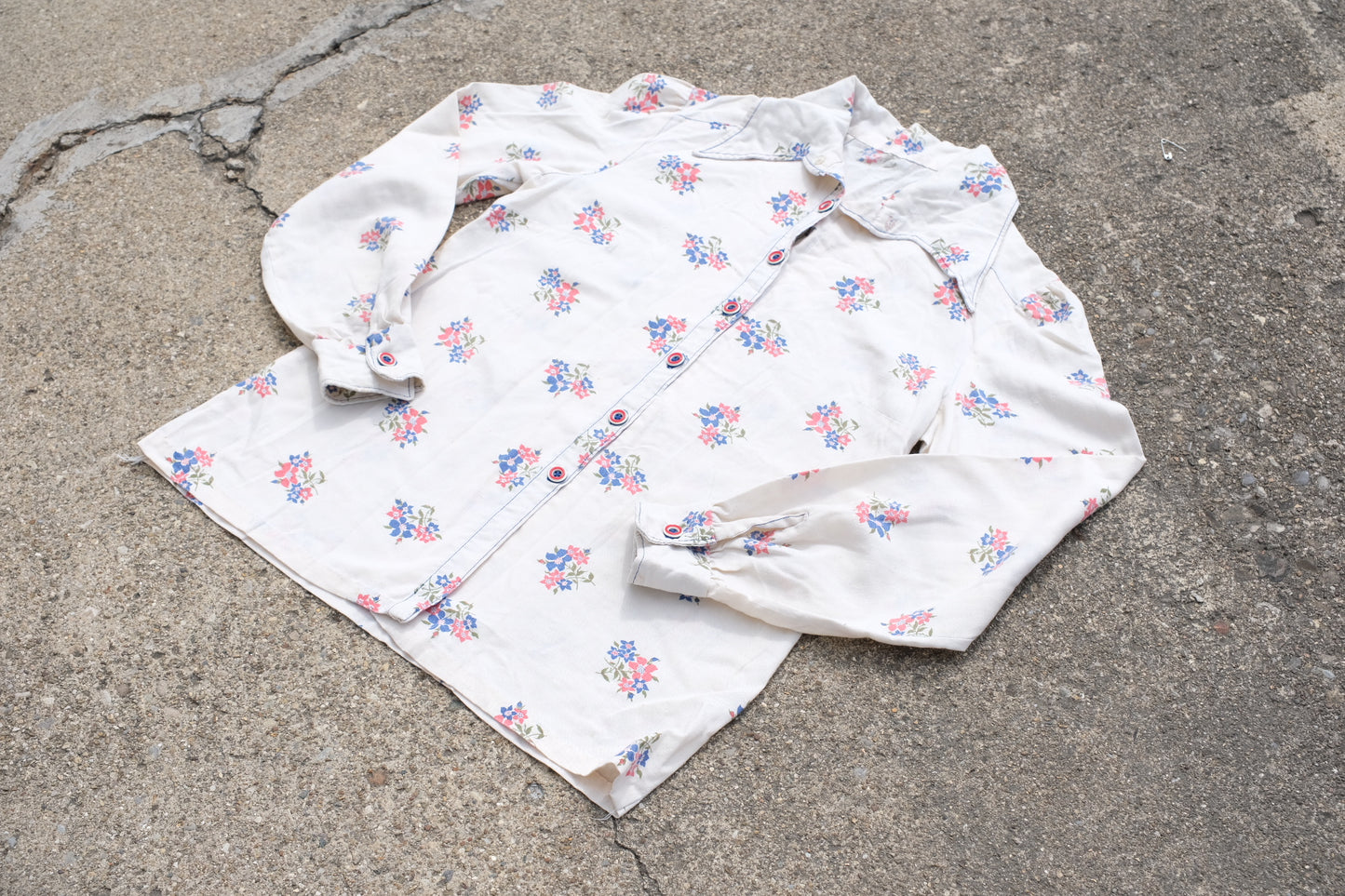 Vintage 1950's Floral Button-Up Blouse | Medium