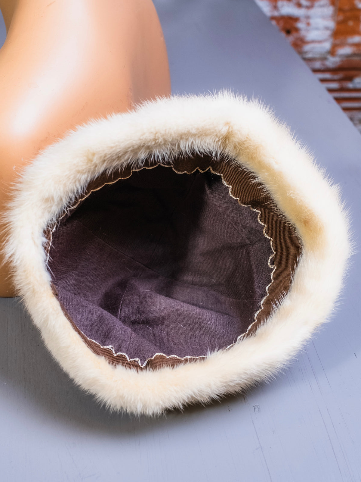 Vintage 1950s Cream Blonde Mink Fur Hat