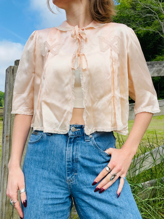Vintage 1930s Pale Pink Silk Bed Jacket | S/M