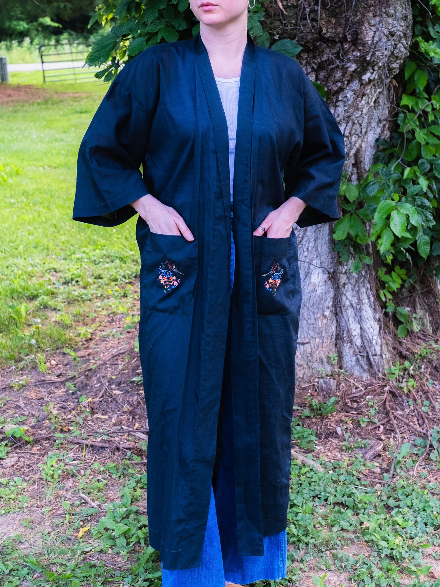 Vintage 1970s Black Hand-Embroidered Asian Landscape Kimono Robe | Medium
