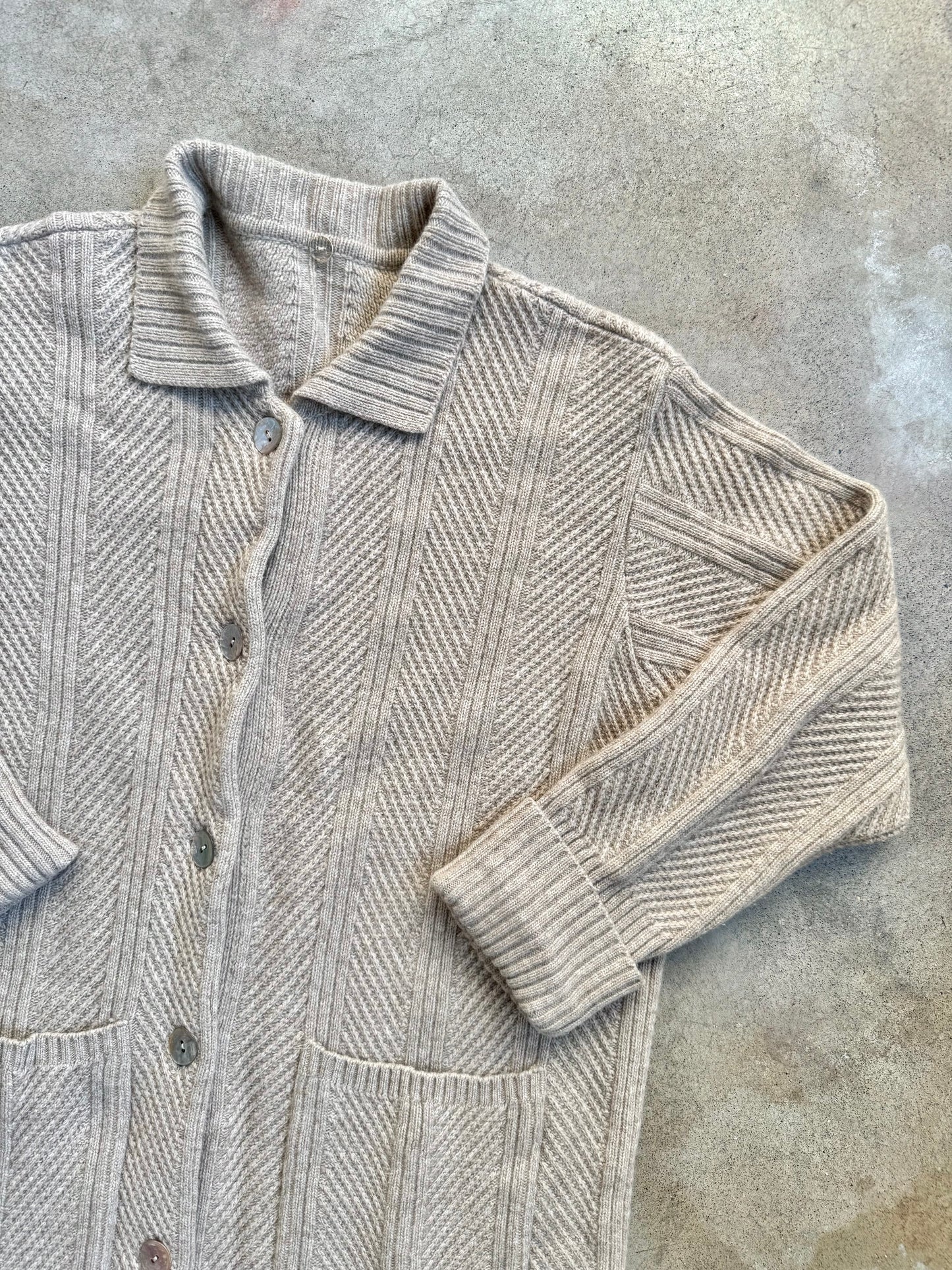 Vintage 1980s Beige Wool Knit Maxi Cardigan Sweater Jacket | XL
