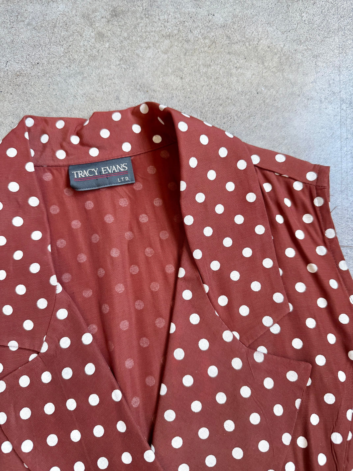 Vintage Tracy Evans Brown & White Polka Dot Sleeveless Blouse | Large