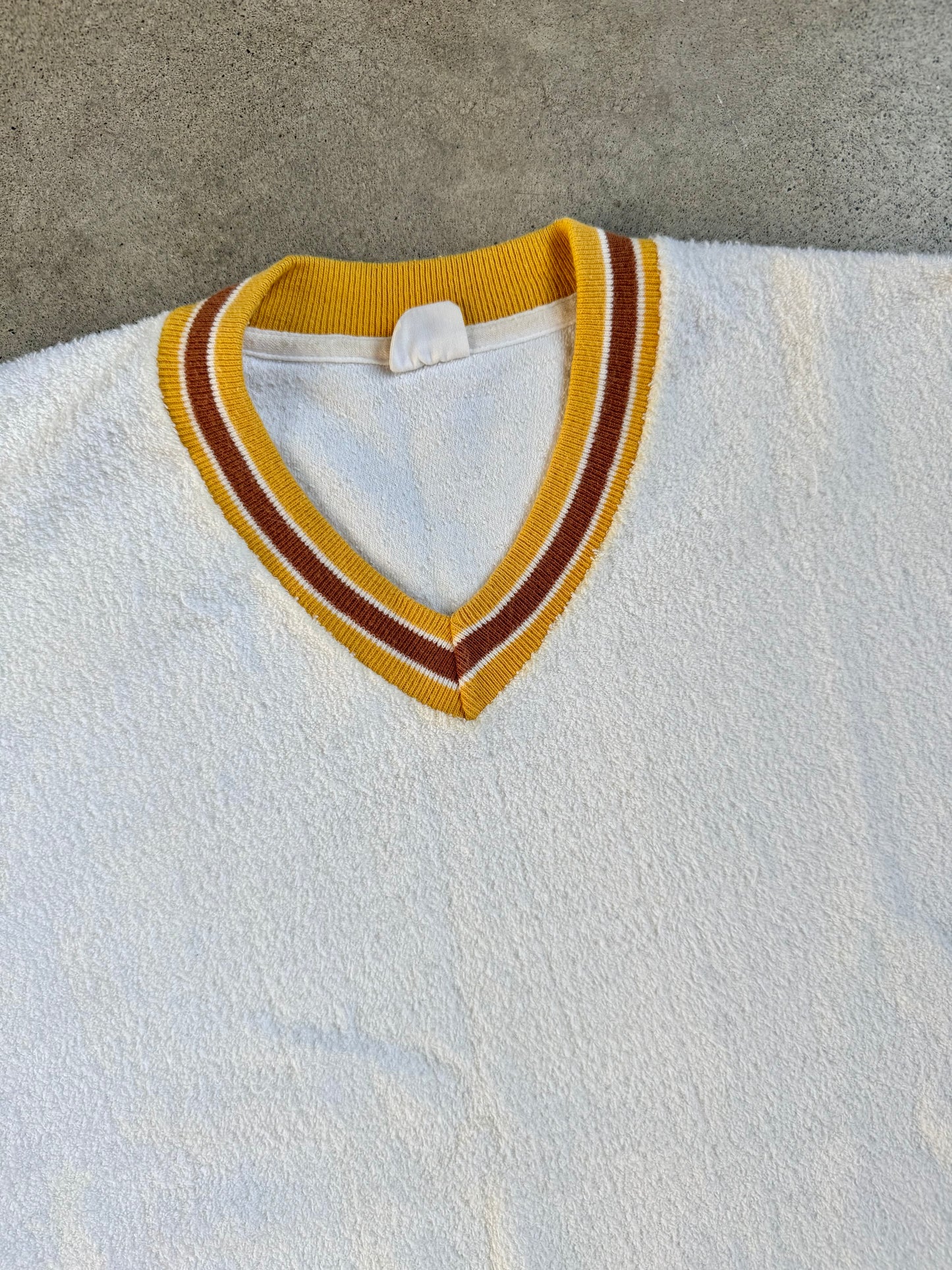 Vintage 1970s JCPenney White & Yellow Stripe Terrycloth V-Neck Shirt | Large