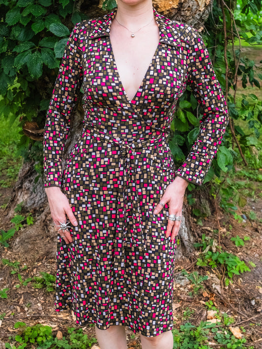 Vintage 1990s Diane Von Furstenberg Square Pattern 100% Silk Wrap Dress | Medium