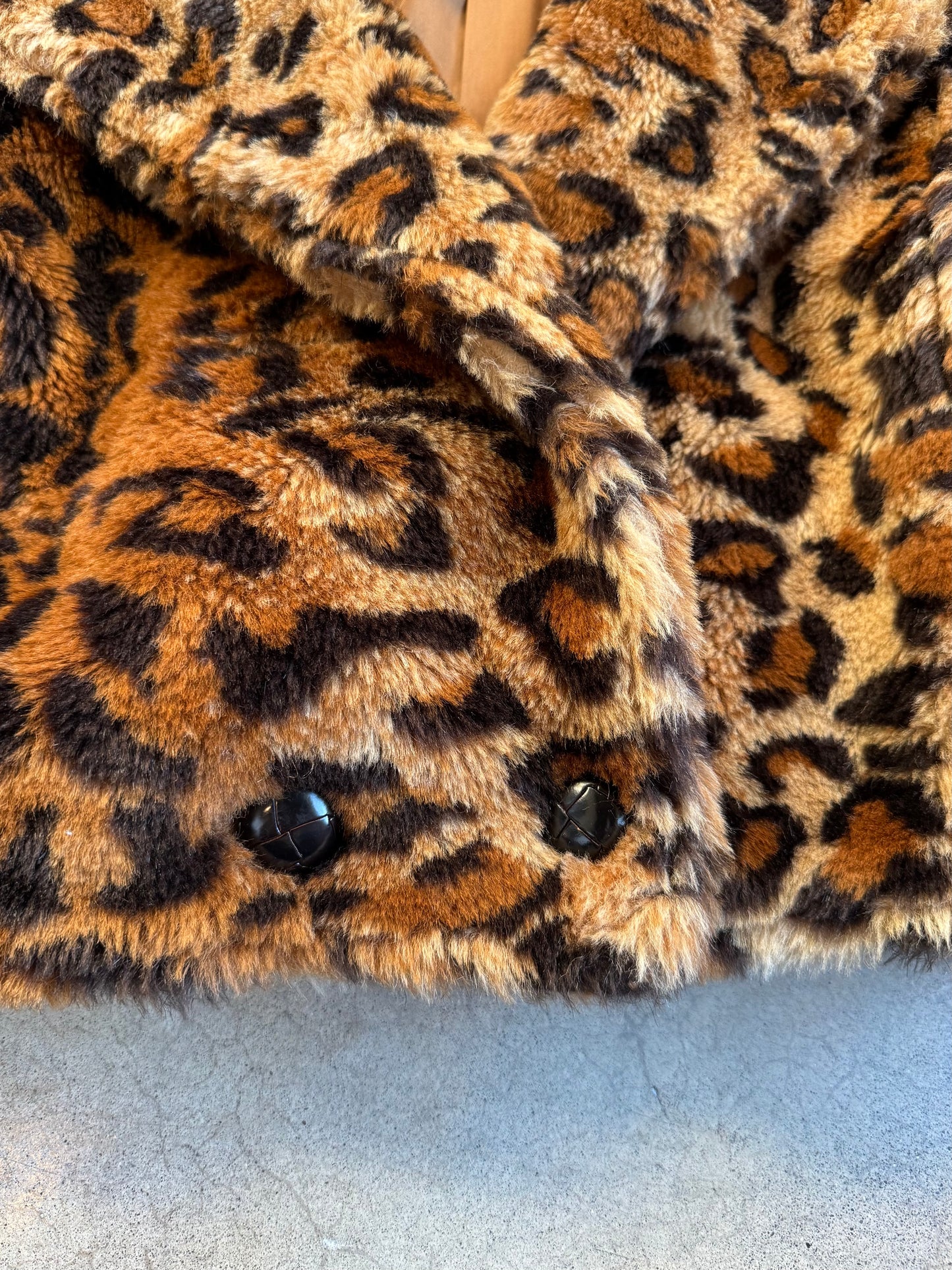 Vintage 1980s The Icing Leopard Print Faux Fur Cropped Jacket | Medium