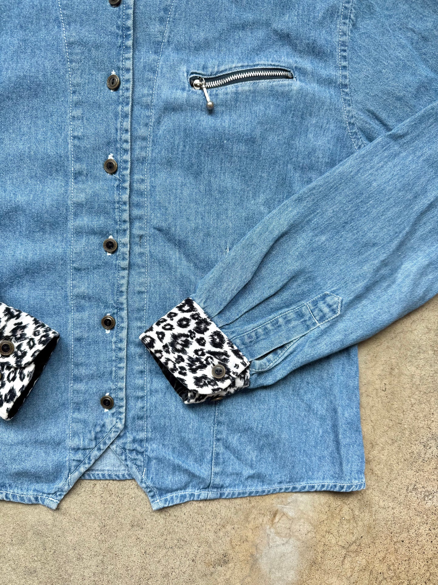 Vintage 1990s Bill Blass Leopard Print Trim Denim Shirt | Medium