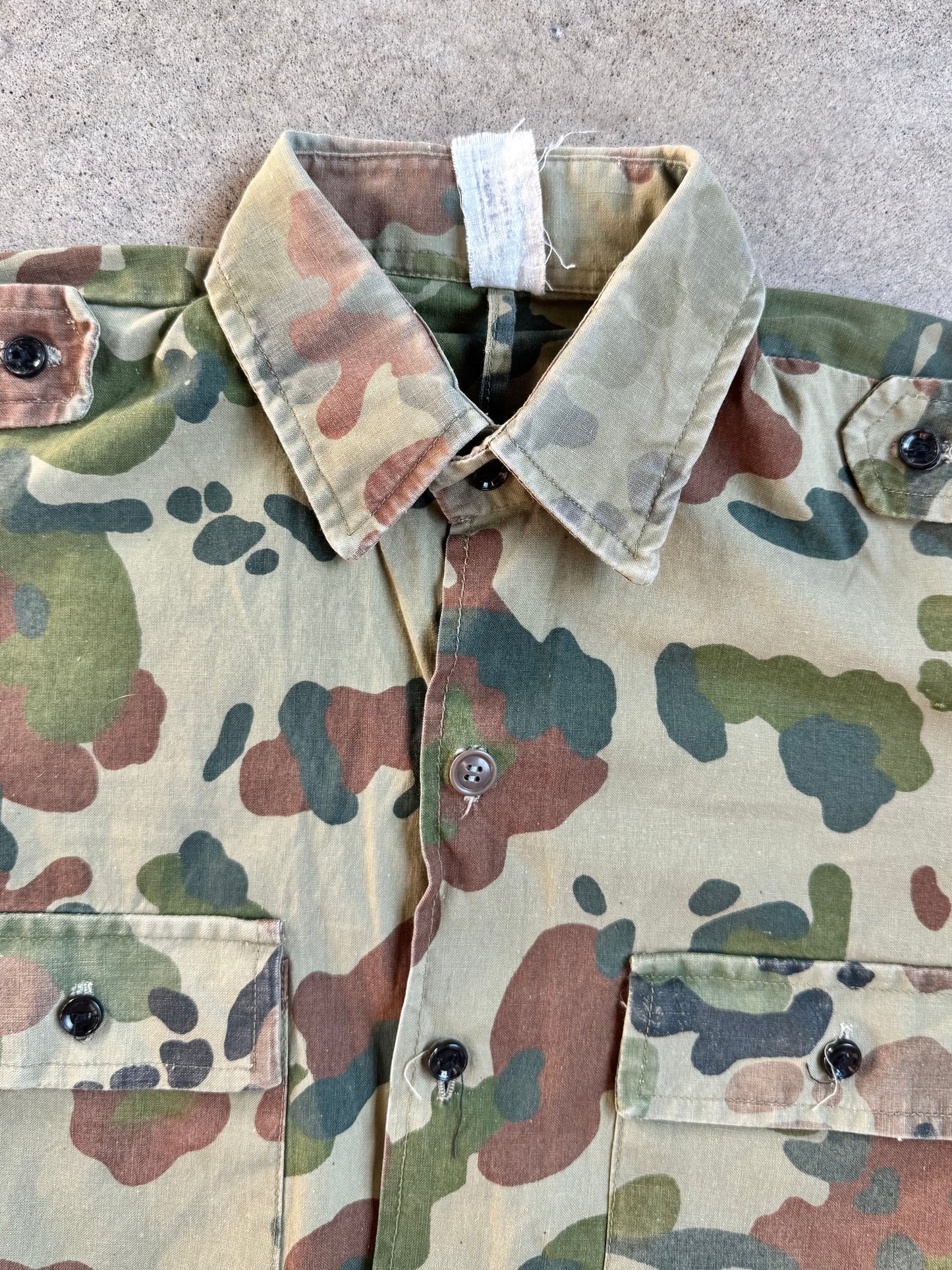 Vintage Romanian Army M94 Mosaic Camo Field Shirt | Medium