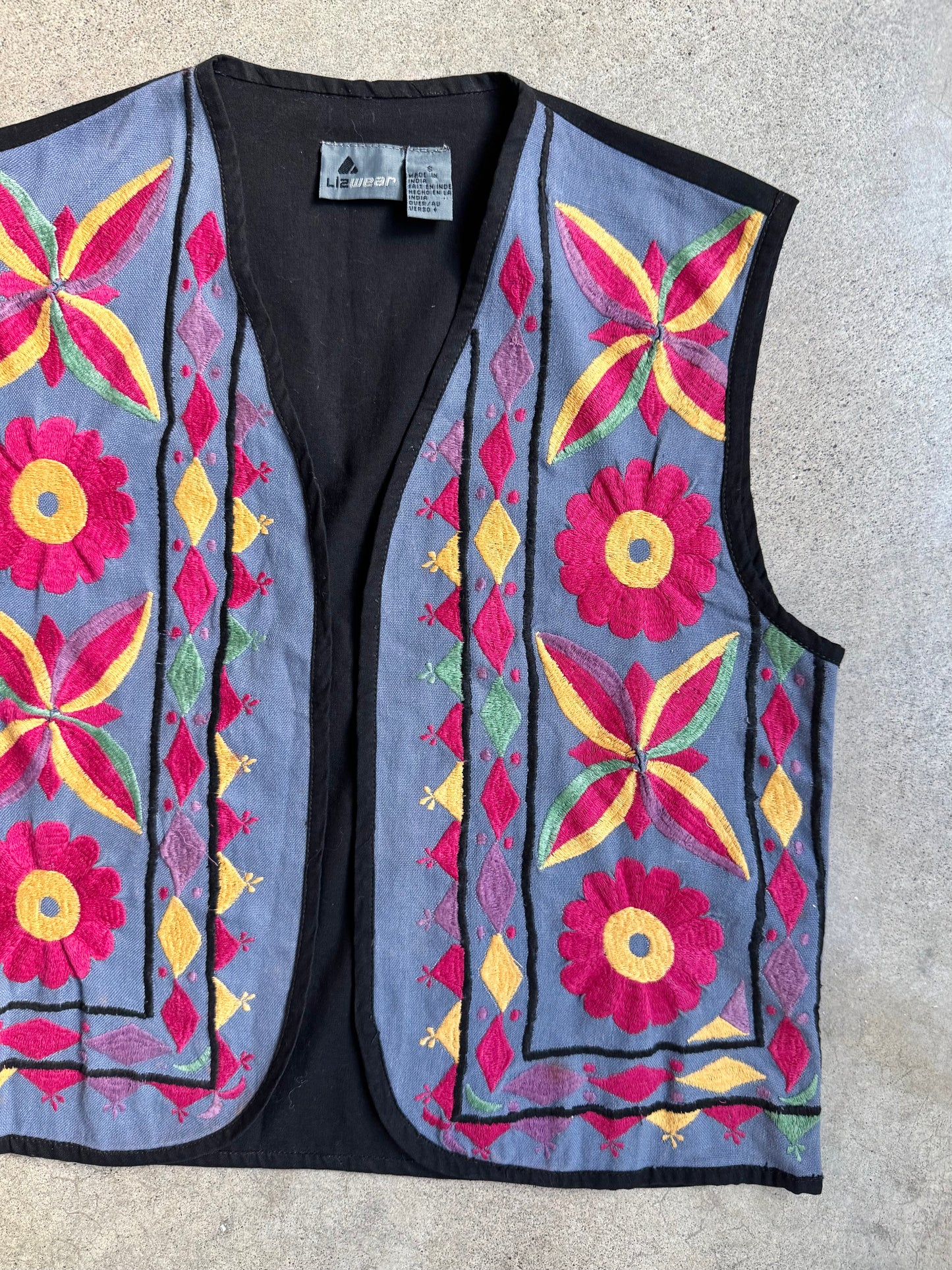 Vintage 1990s Liz Wear Floral Embroidered Tapestry Vest | Small