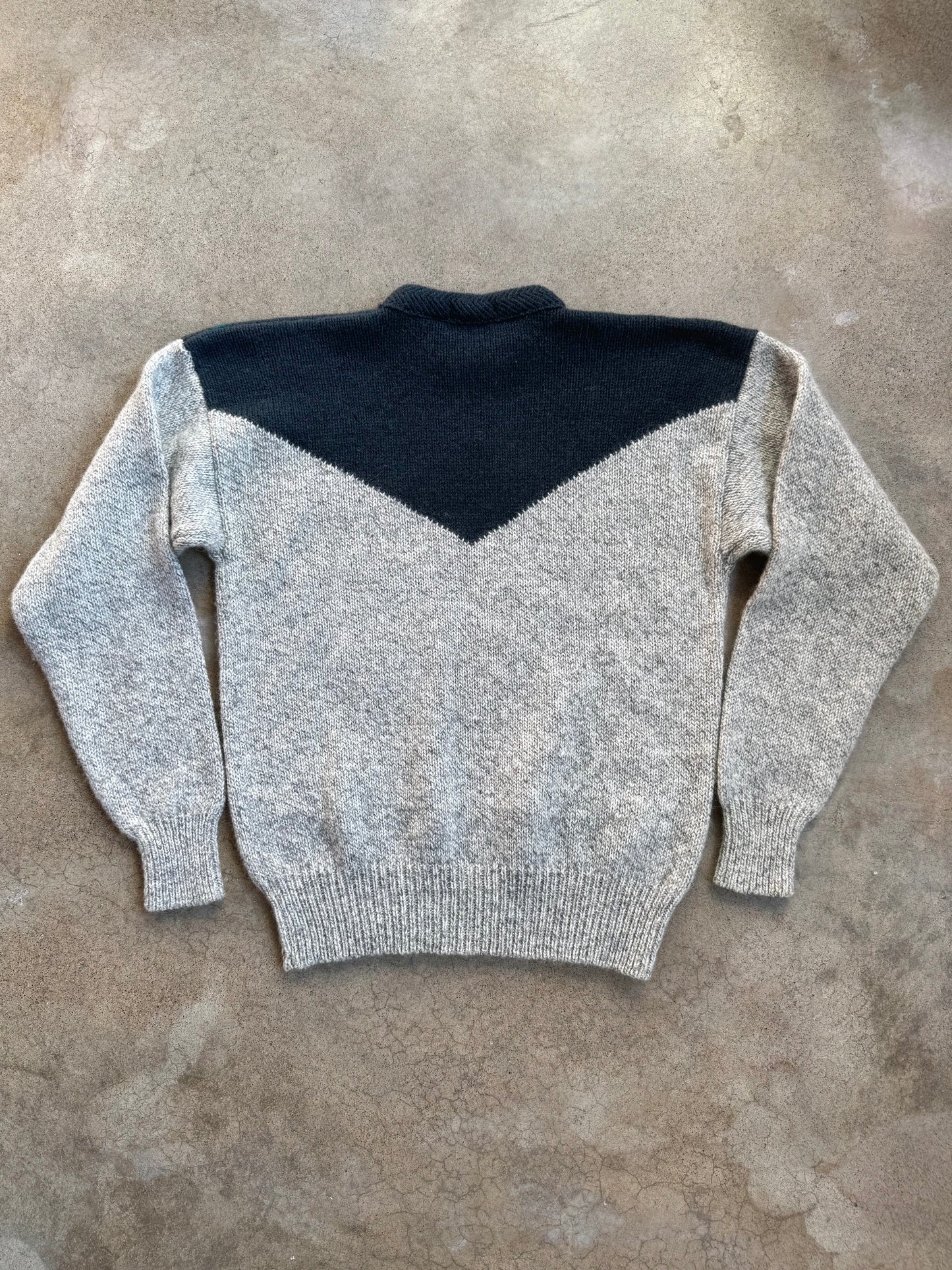 Vintage 1980s Lazarus Two-Tone Argyle Wool Sweater | Large