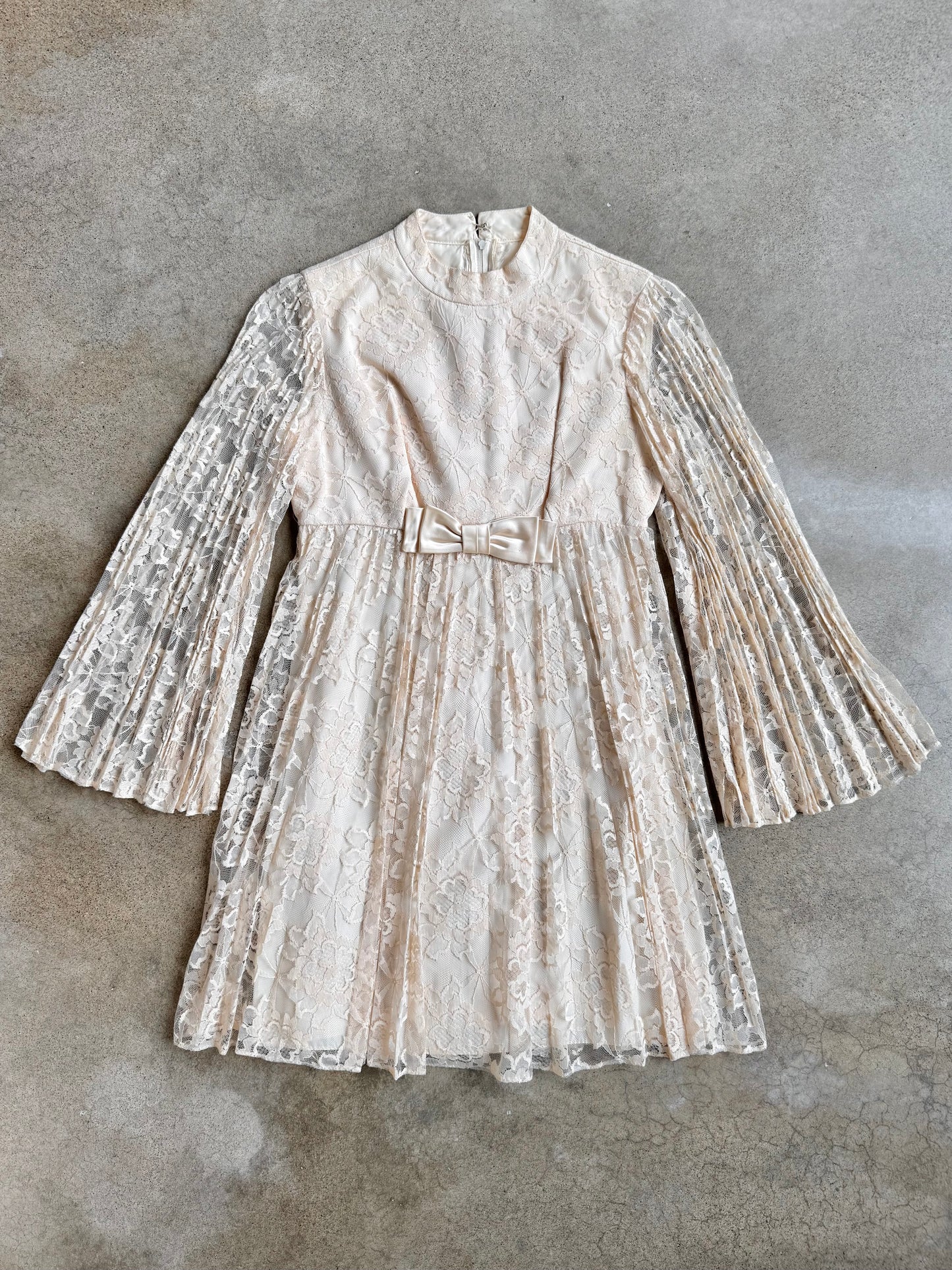 Vintage 1960s Ivory Lace Pleated Bell Sleeve Babydoll Mini Dress | XS