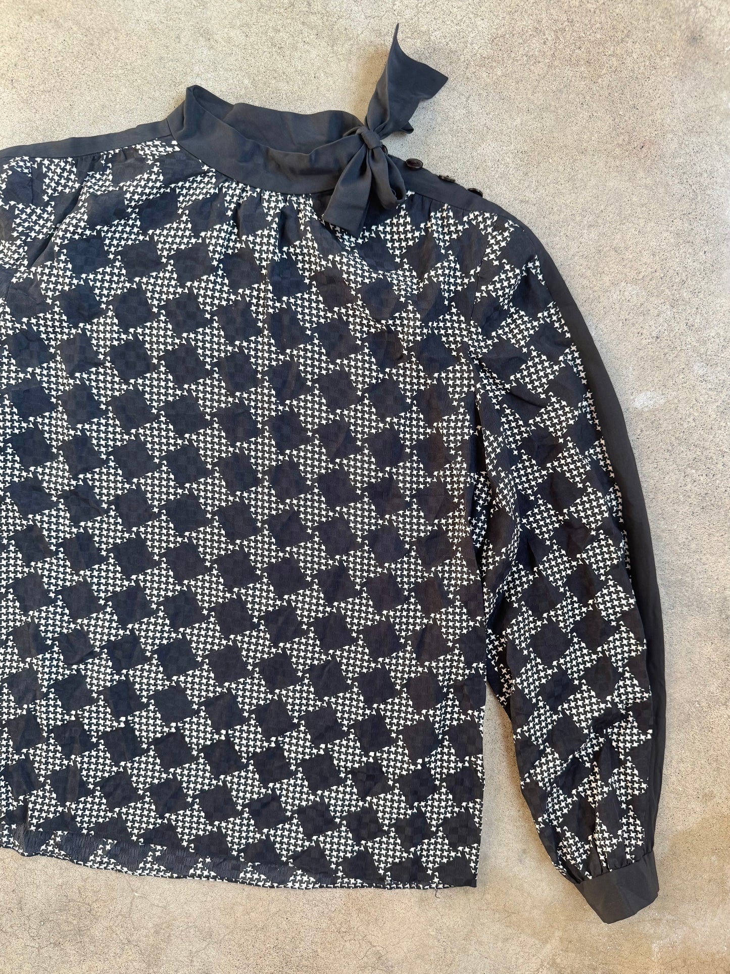 Vintage 1980s Black & White Houndstooth Silk High-Neck Bow Blouse | Medium