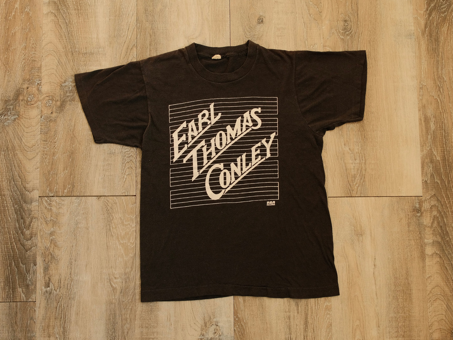 Vintage Earl Thomas Conley Tee | Medium