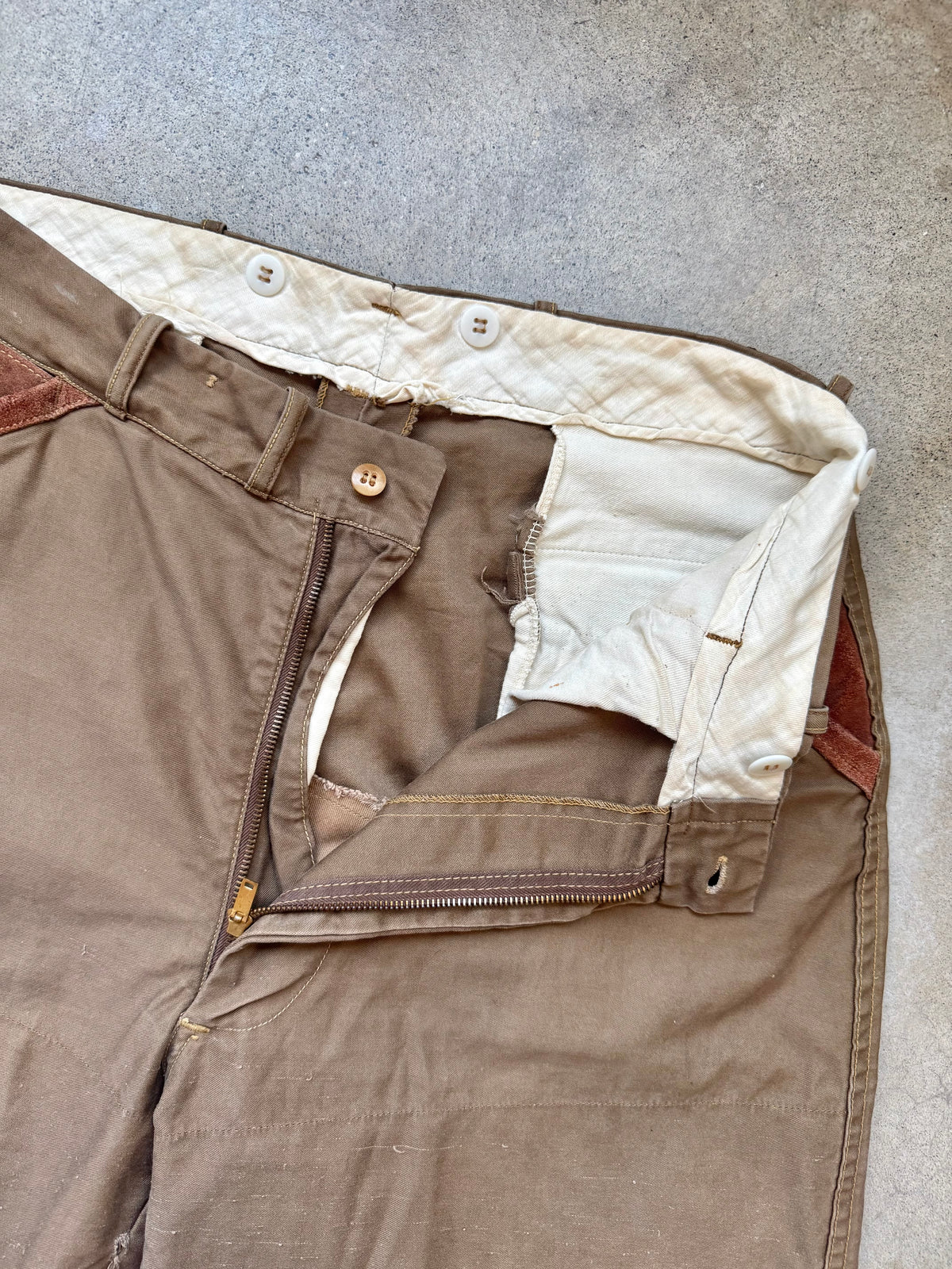 Vintage 1950s American Field Sportswear Brown Cotton Twill & Suede Leather Hunting Pants | Waist 36”