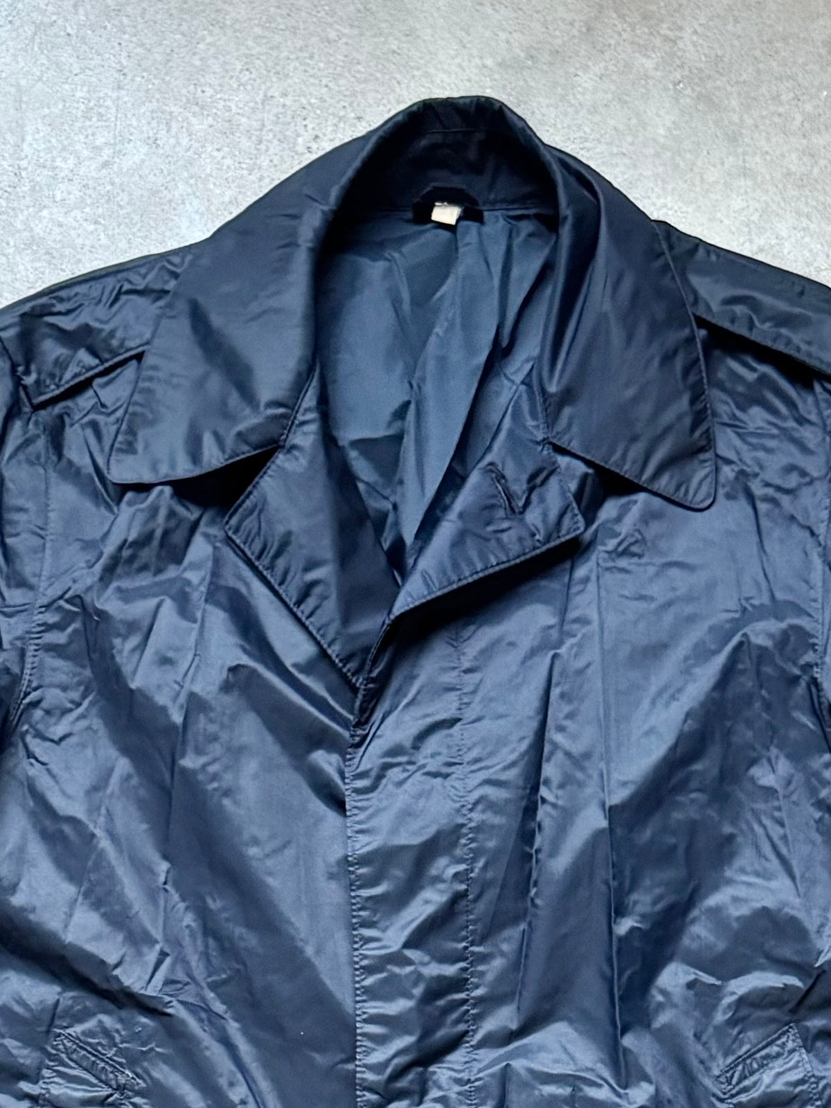 Vintage Vietnam Era Military U.S. Air Force Lightweight Nylon Raincoat | 38S