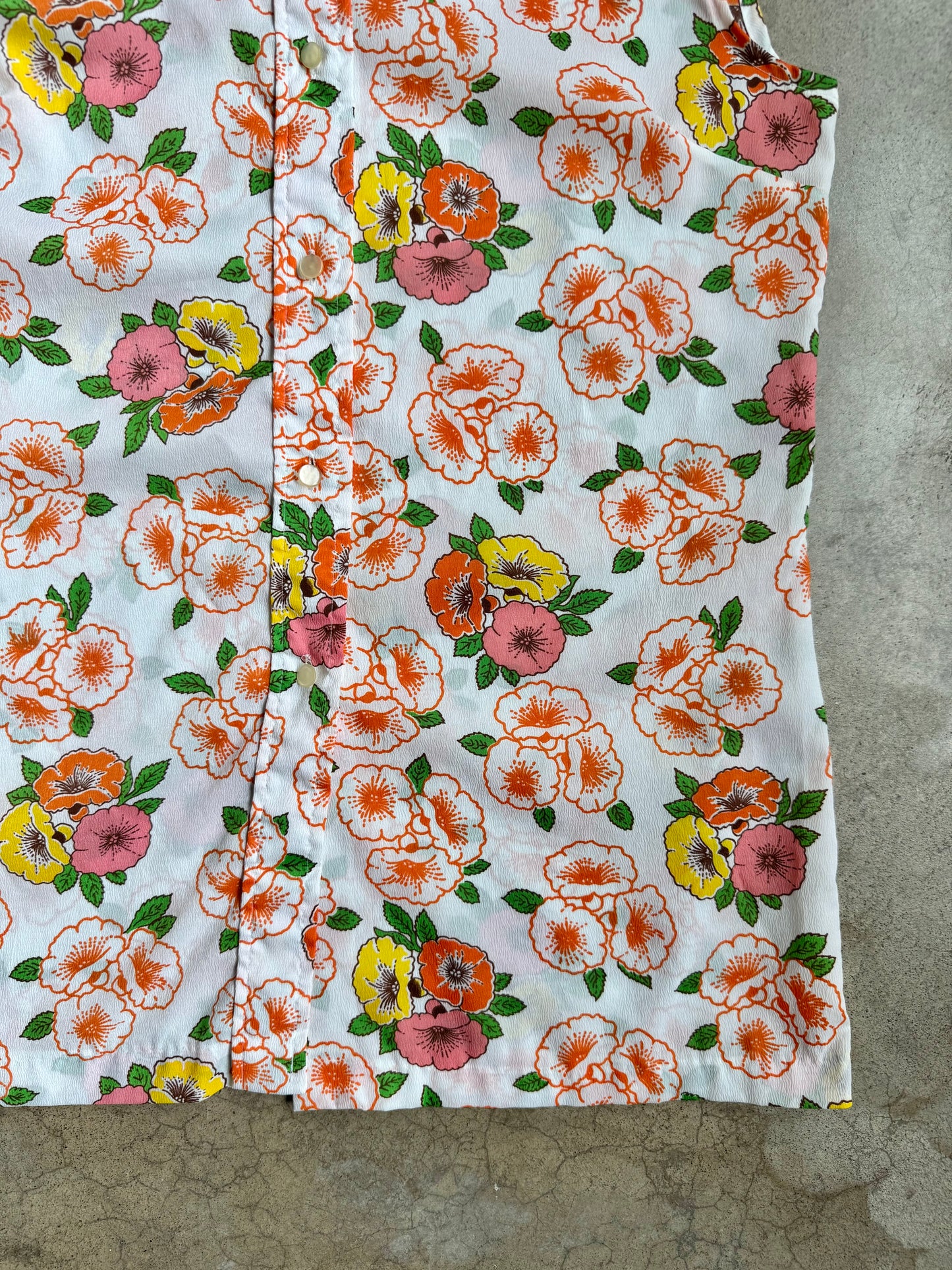 Vintage 1970s Miss Holly Multi-Color Floral Print Sleeveless Blouse | Medium