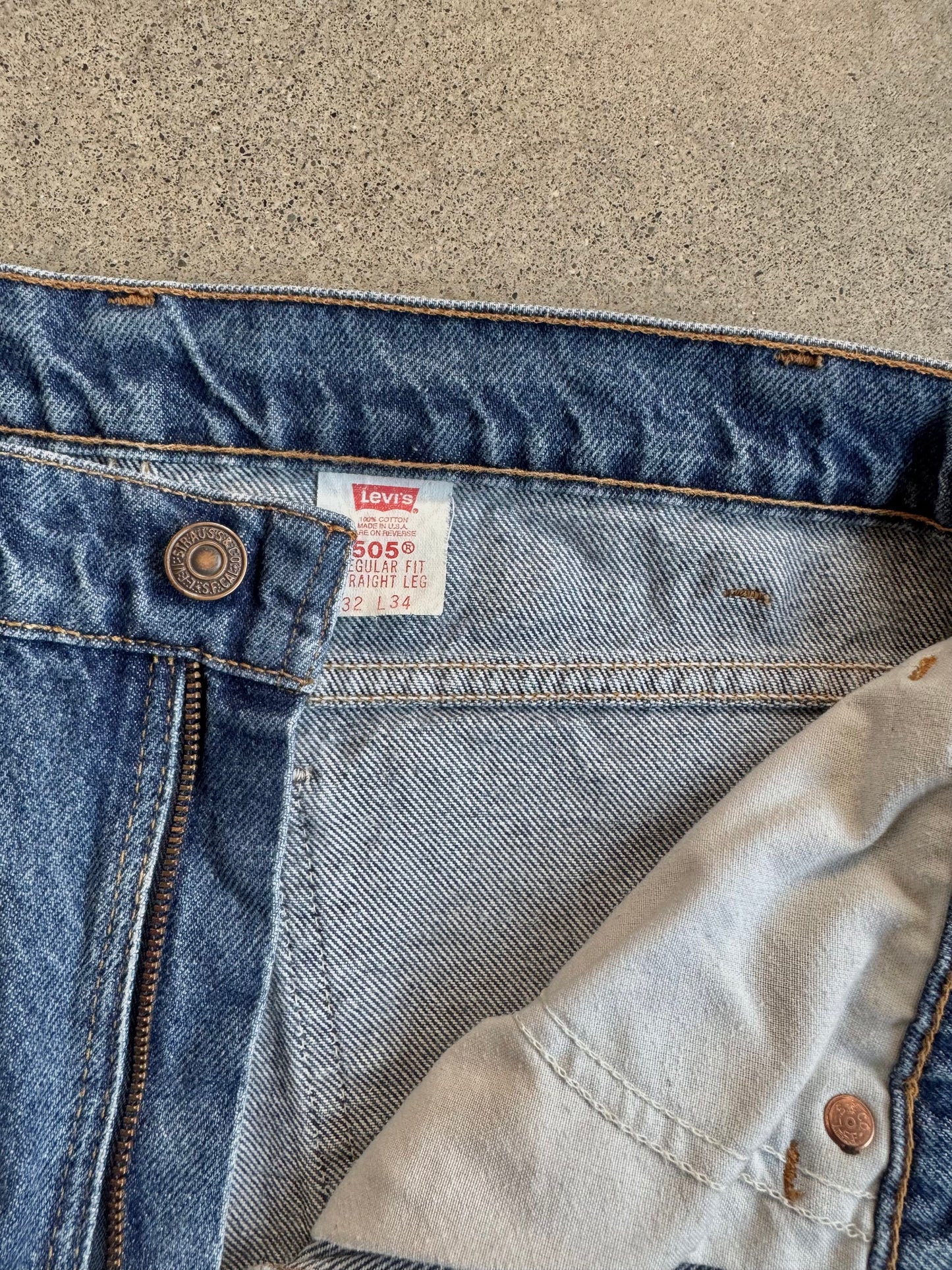Vintage 1970s Levi's Orange Tab 505 Regular Fit Medium Wash Jeans | 32x34