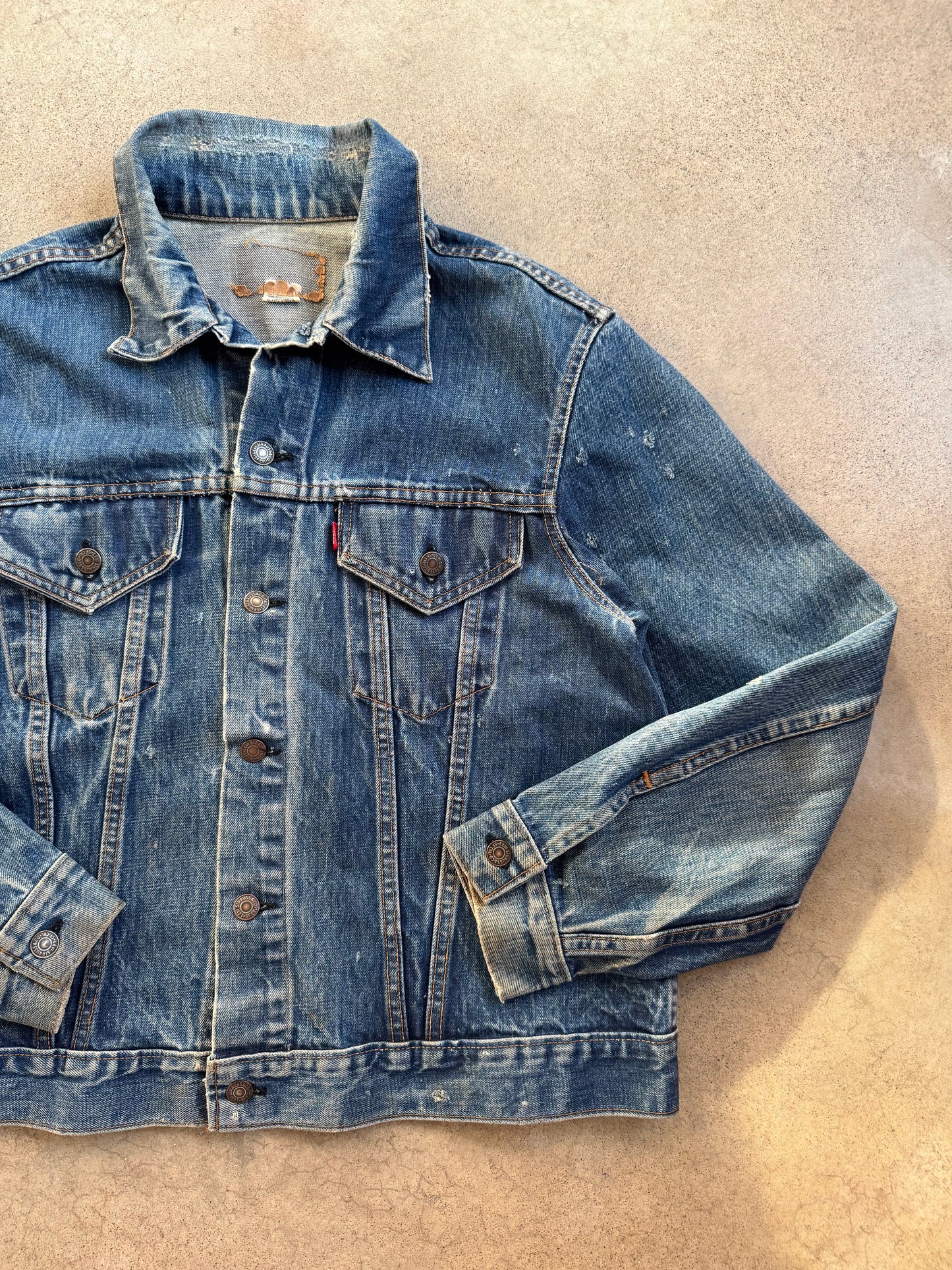 Vintage 1980s Levi’s Distressed Denim Trucker Jacket | Large