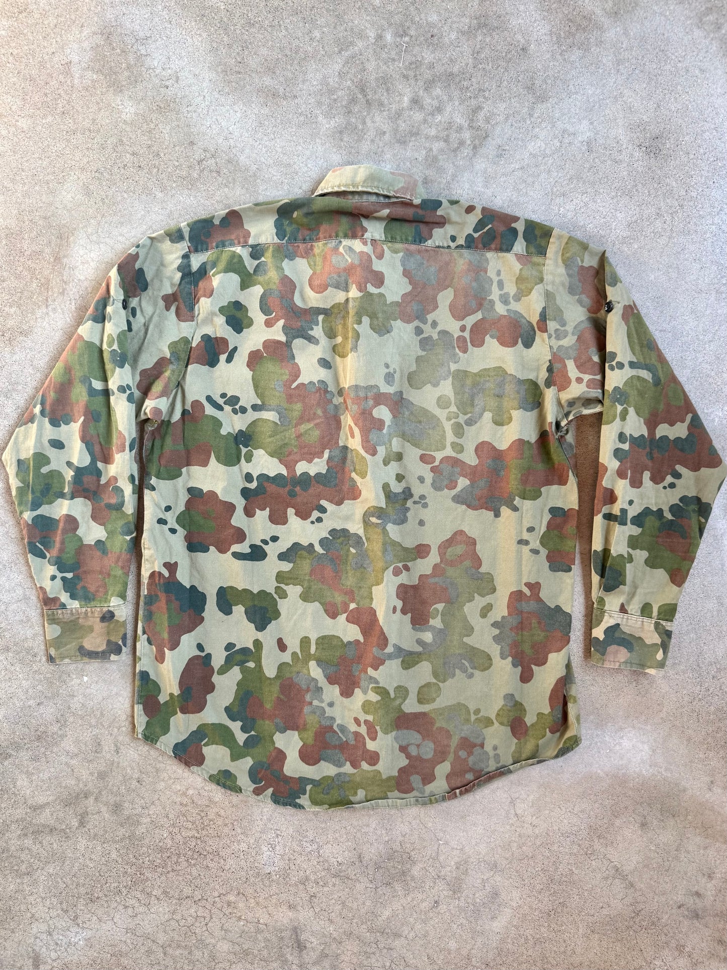 Vintage Romanian Army M94 Mosaic Camo Field Shirt | Medium