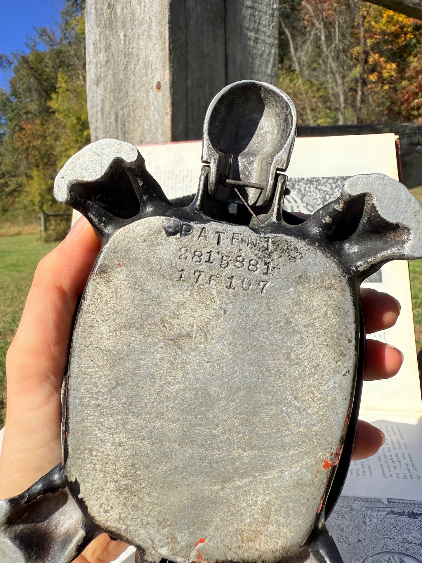 Vintage Metal Mechanical Snapping Turtle Ashtray