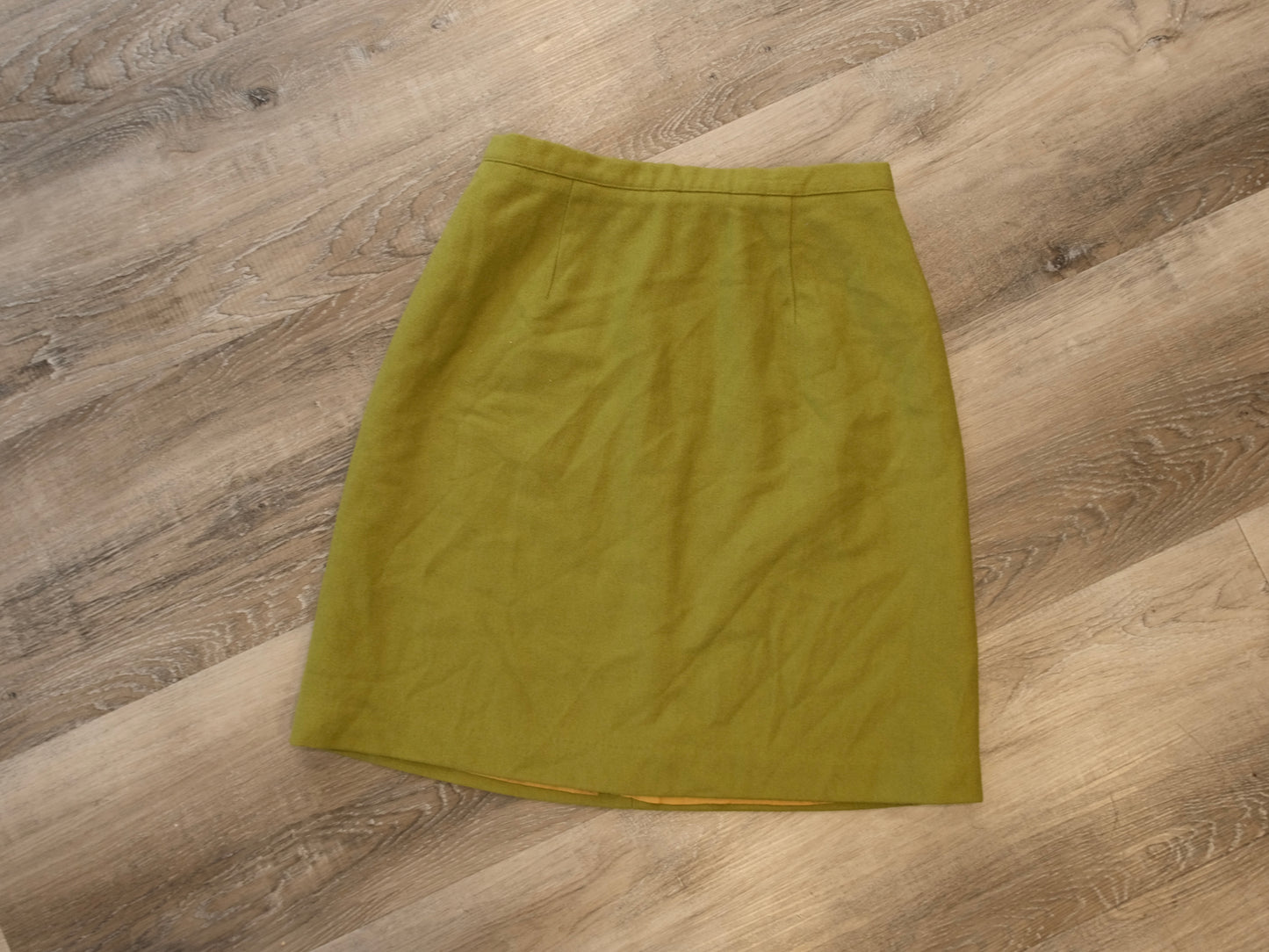 Vintage 1980s Framework Key Lime Wool Mini Skirt | Waist 27”