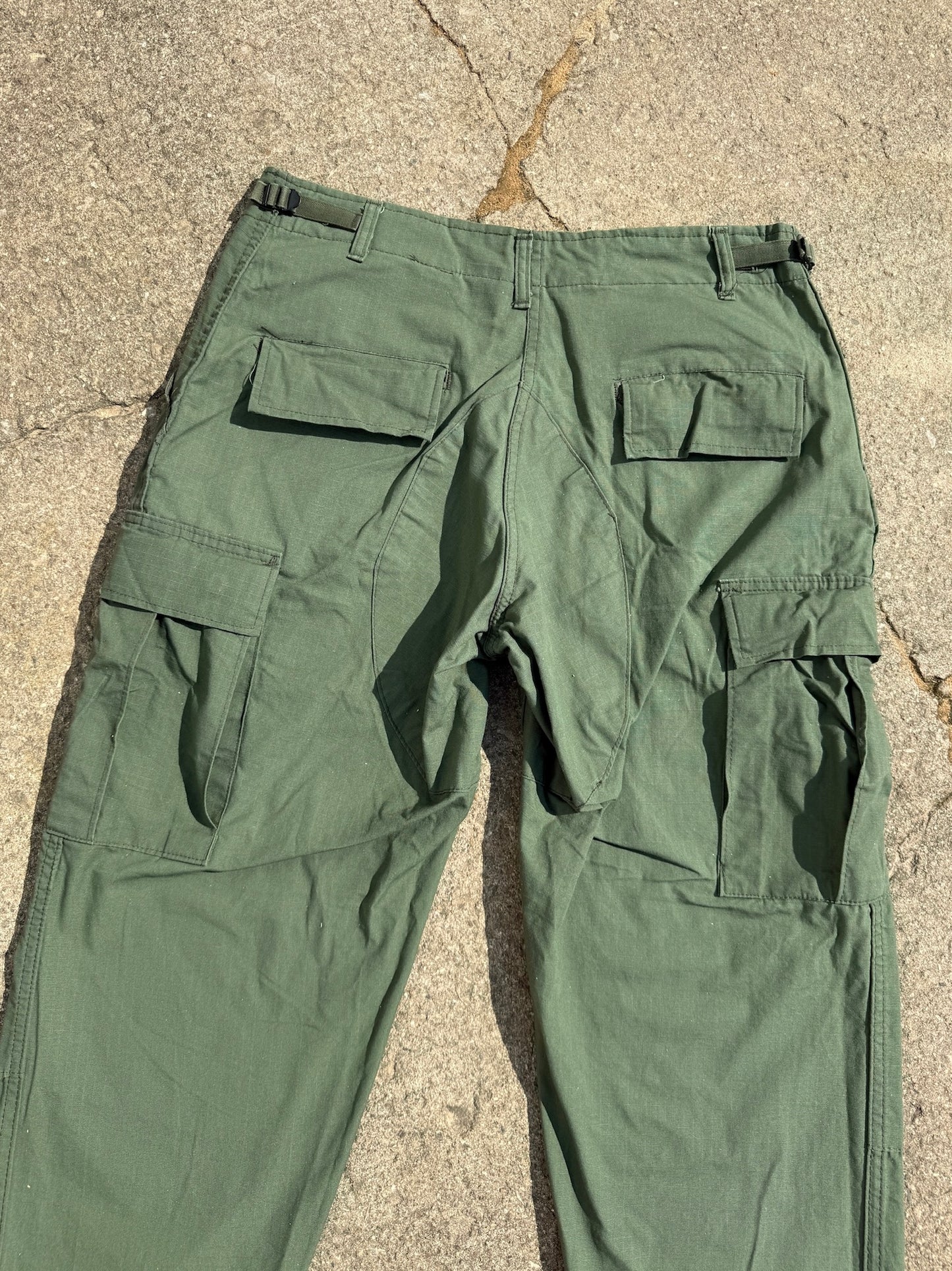 Vintage Military Issue BDU Adjustable Green Pants | 31"-35"