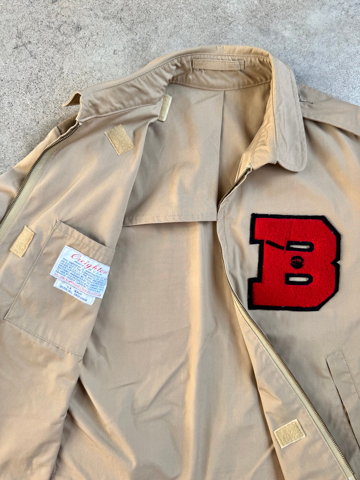 Vintage 1970s Creighton U.S. Navy Tan Zip-Up Windbreaker Jacket w/ Letterman Patch | Medium