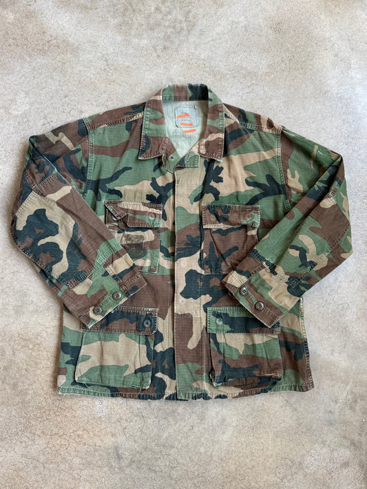 Vintage Military Issue Woodland Camo BDU Combat Jacket | Medium