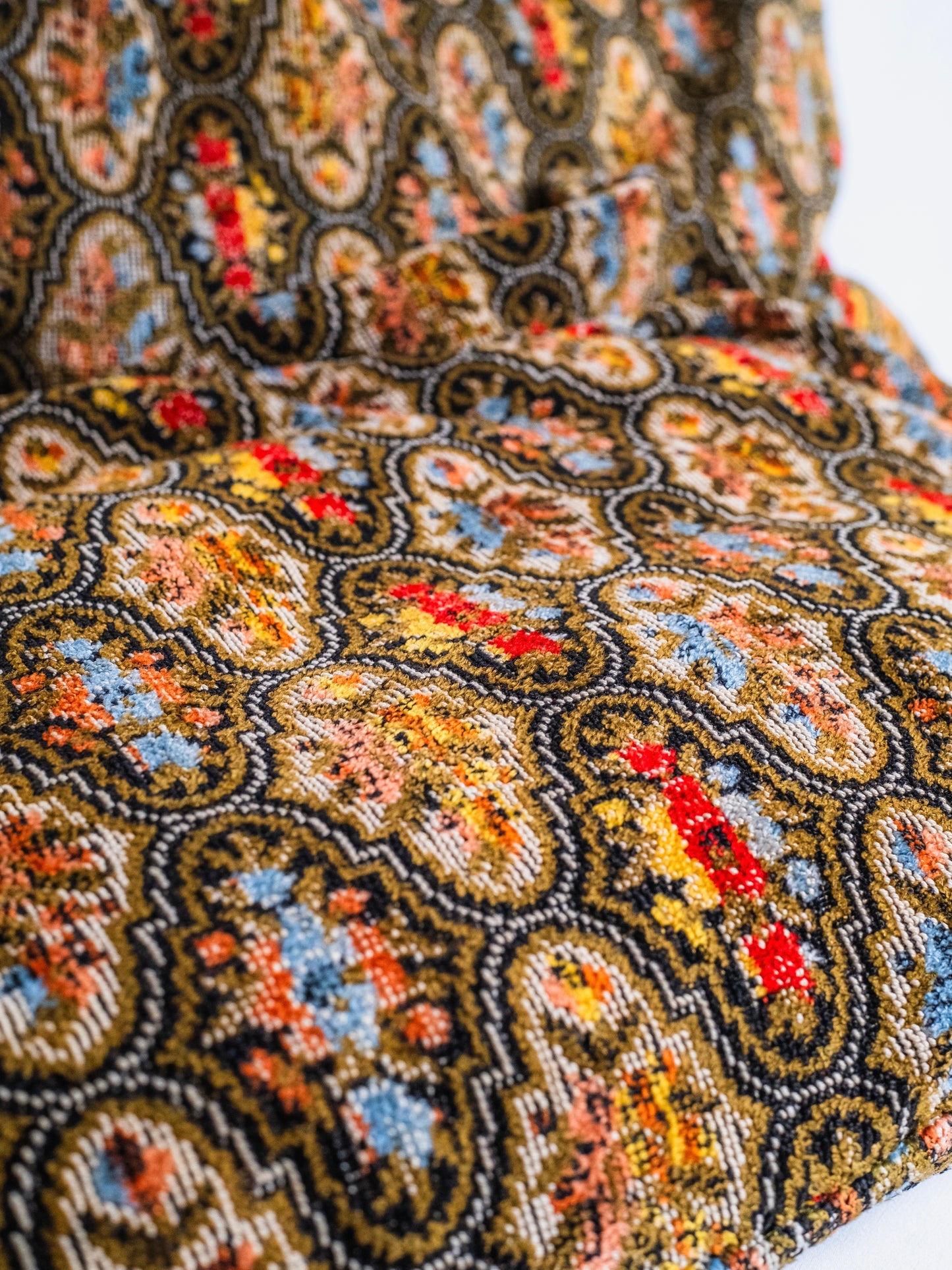 Vintage Floral Pattern Carpet Throw Pillows | Set of 2