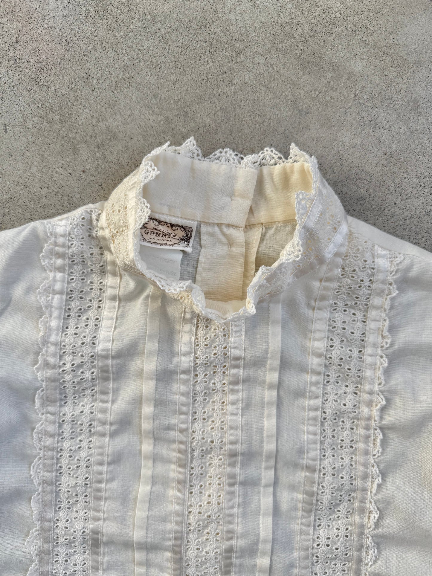 Vintage 1980s Jessica McClintock Gunne Sax Eyelet Lace High Neck Blouse | Medium