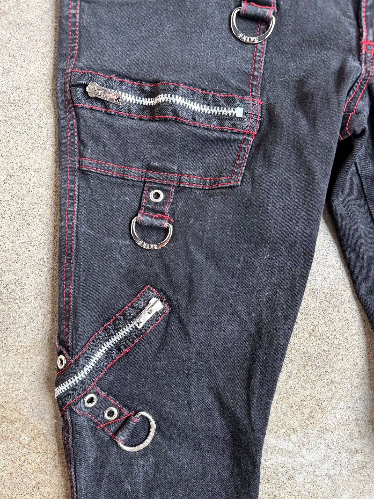 2000s Tripp NYC Black & Red Stitch Studded D-Ring Skinny Jeans | Medium