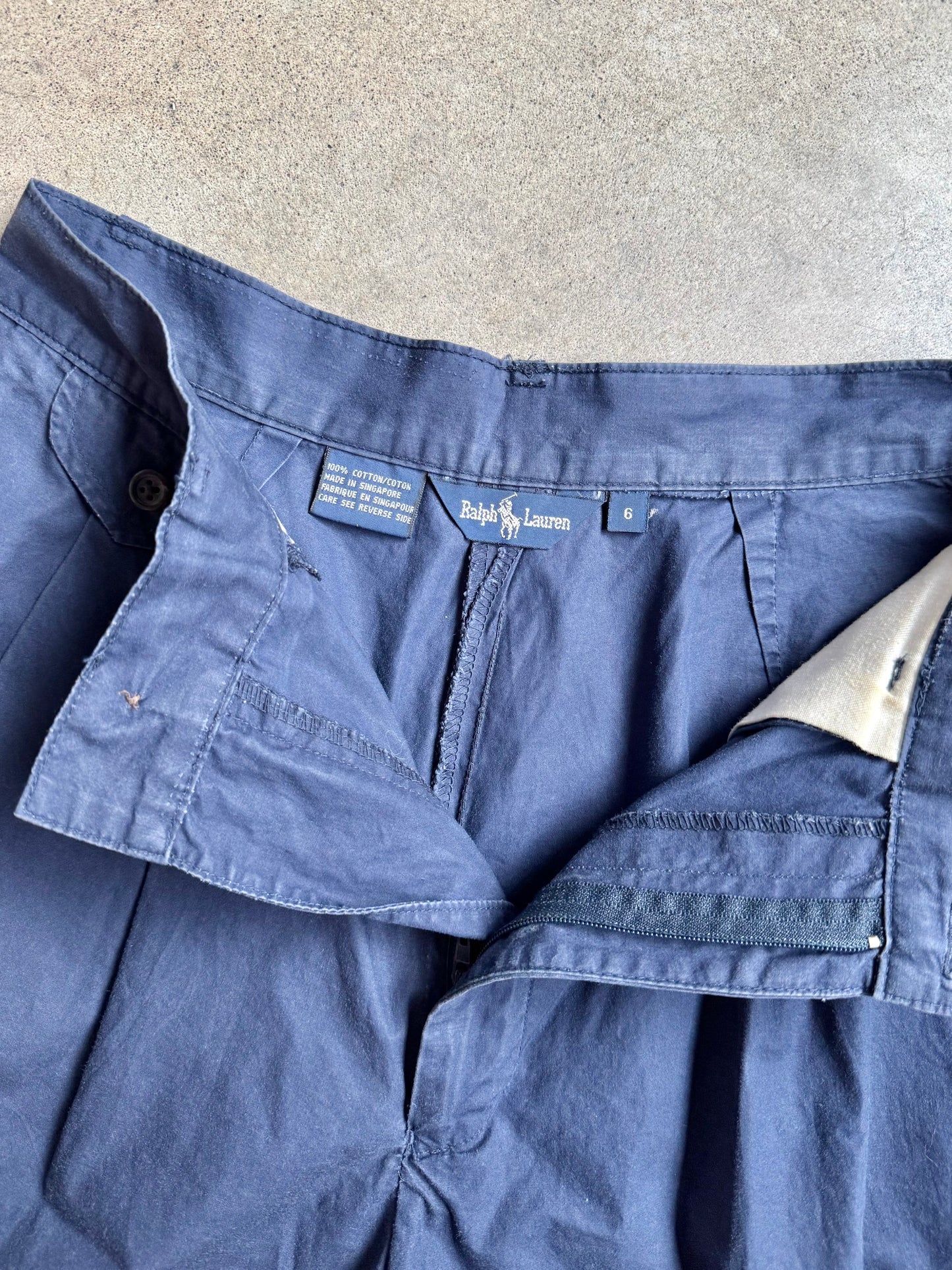 Vintage 1980s/90s Ralph Lauren Navy Cotton Pleated Shorts | Waist 28”