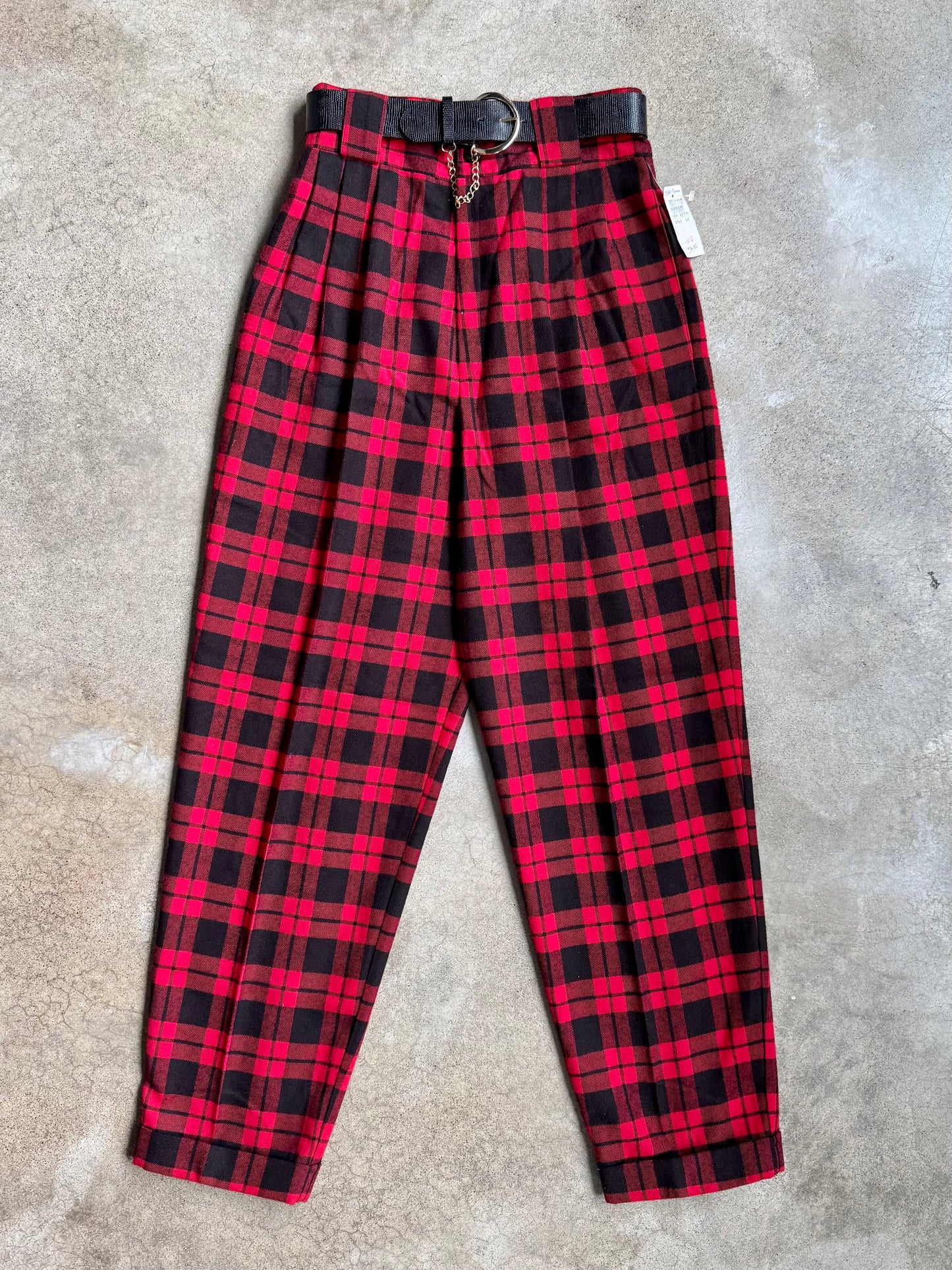 Vintage 1980s Daily Habit Red Plaid Pleated Trousers w/ Belt | Waist 27”