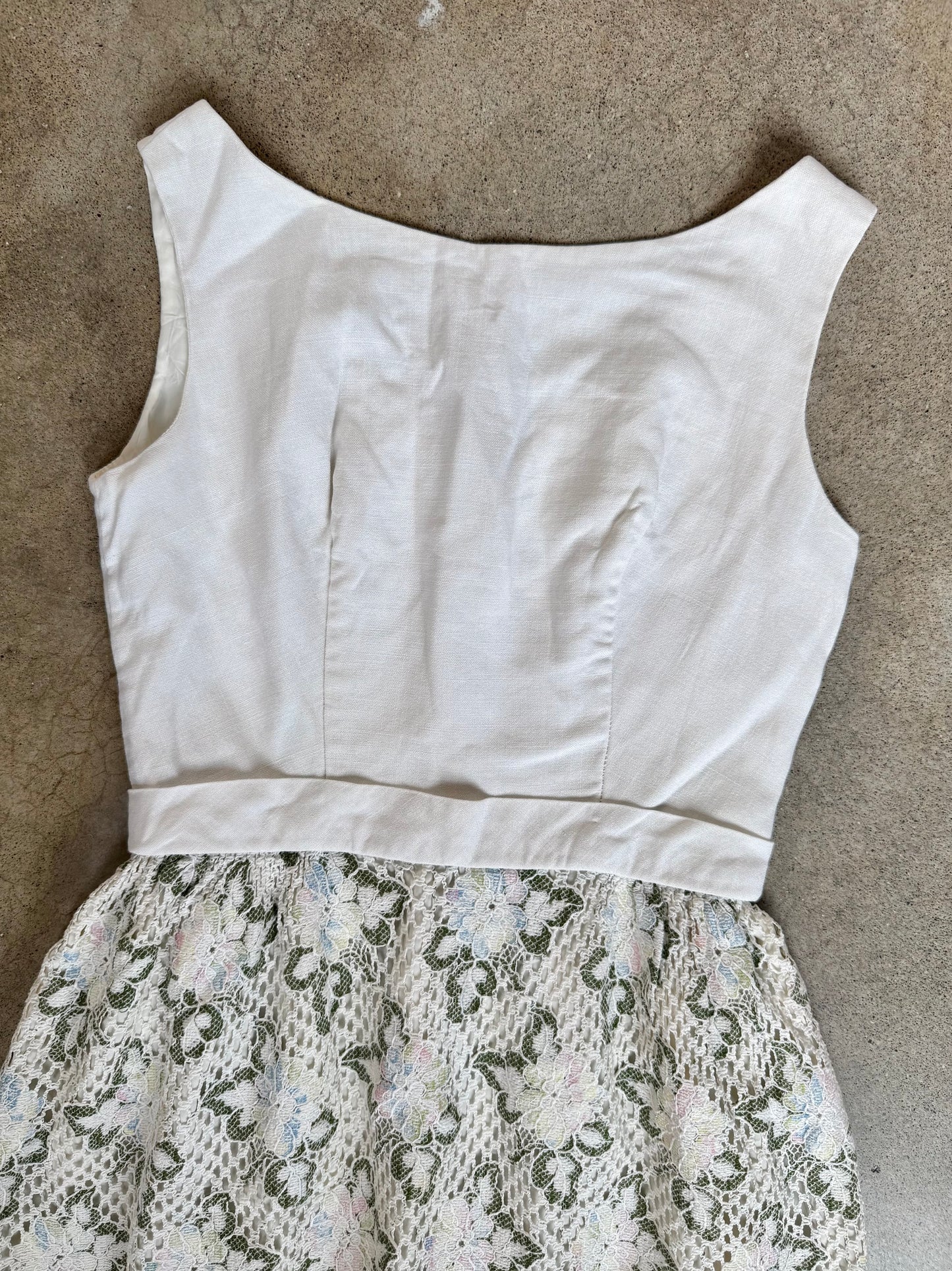 Vintage 1960s White Sleeveless Floral Crochet Lace Mini Dress | XS