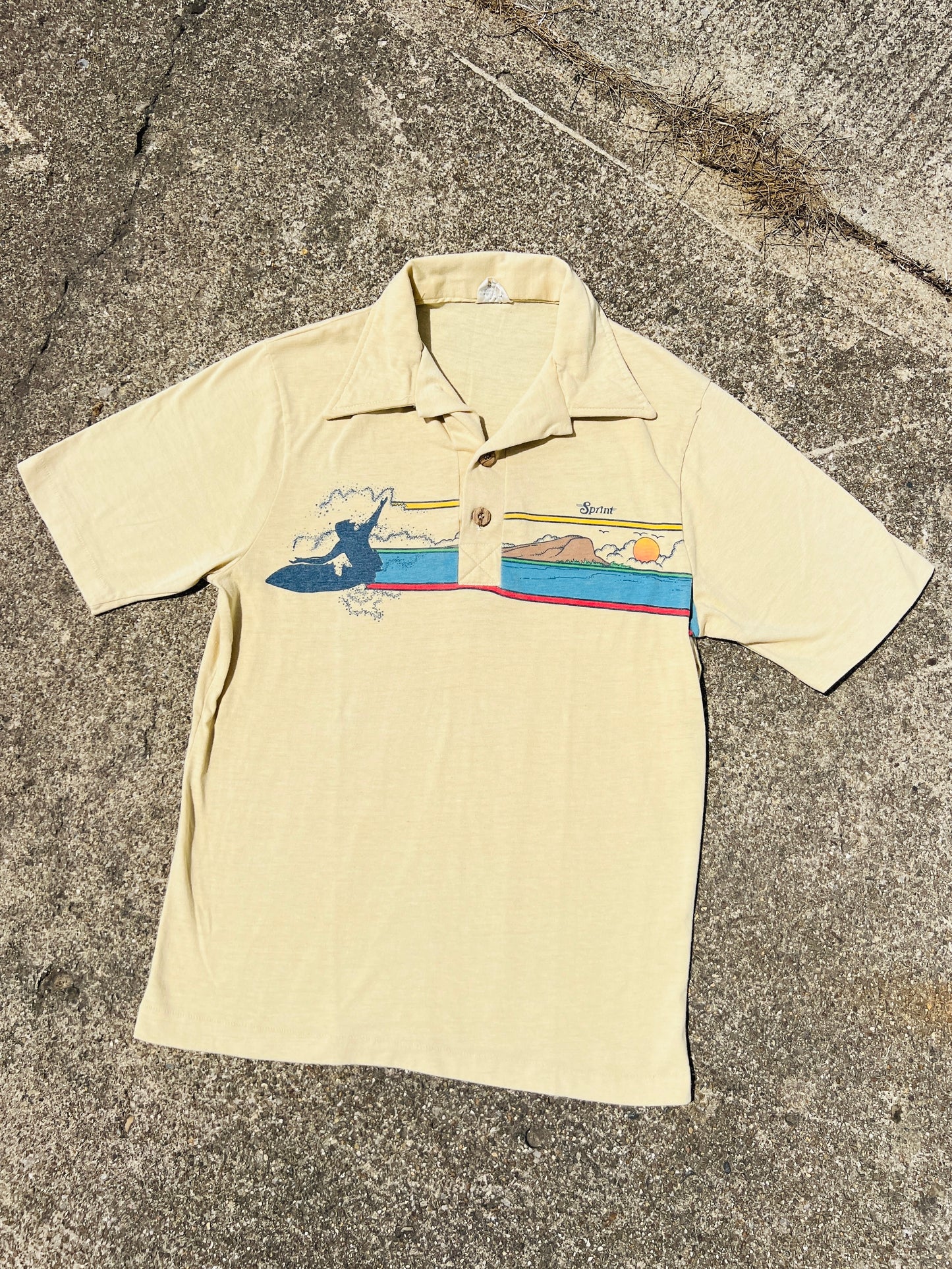 Vintage 1970s Sprint Surf Graphic Short Sleeve Polo Shirt