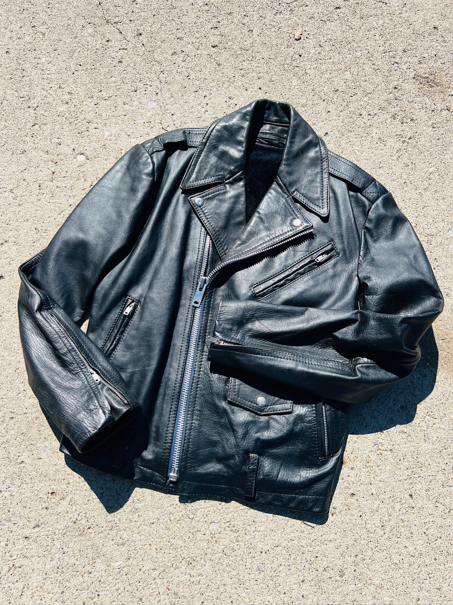 Vintage 1970s/80s Black Leather Motorcycle Jacket | S/M