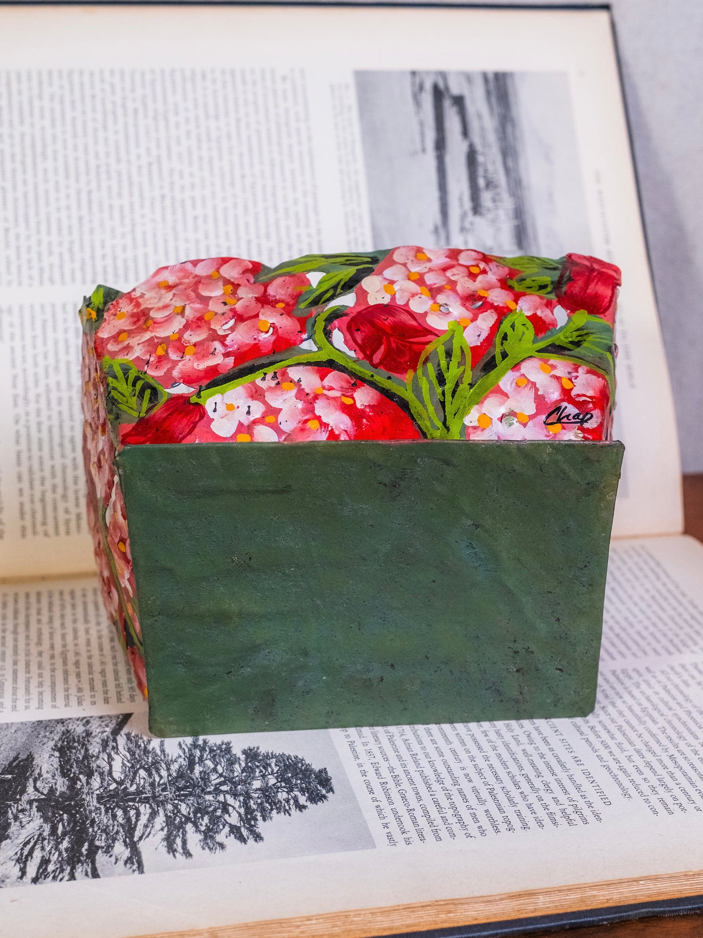 Vintage 1950s Metal Painted Hydrangea Planter / Bowl | Signed