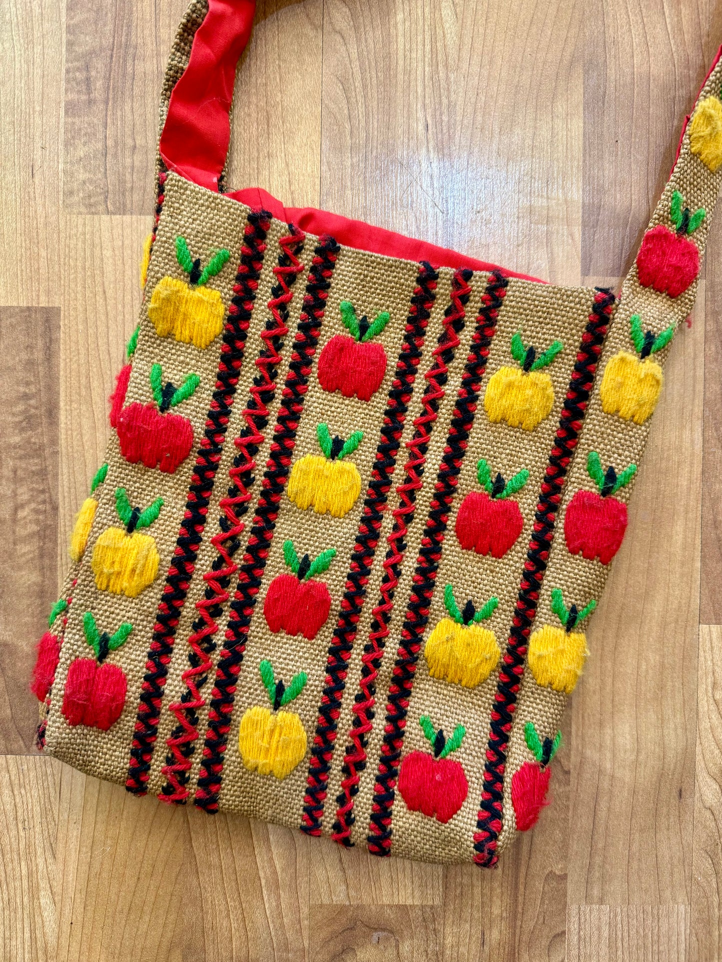 Vintage 1970s Apple Embroidered Burlap Shoulder Bag