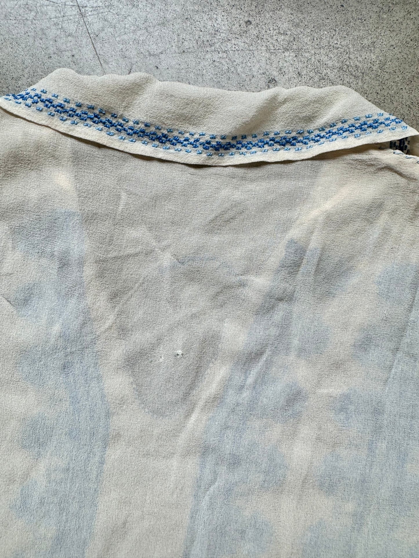 Vintage Hungarian Folk Embroidered Short Sleeve Peasant Blouse | Medium