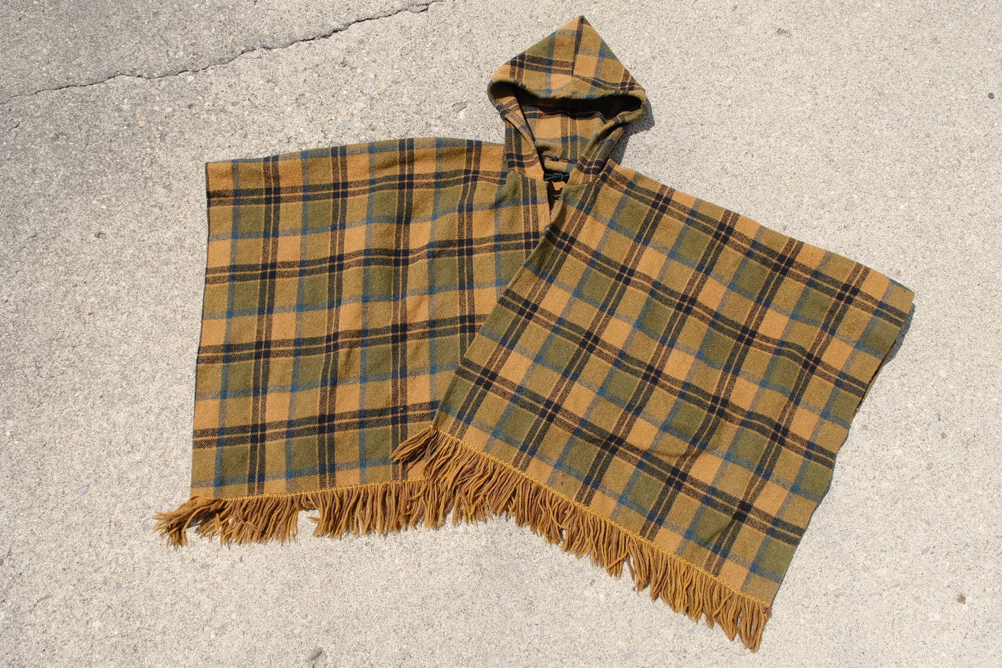 Vintage Tartan Plaid Hooded Wool Poncho