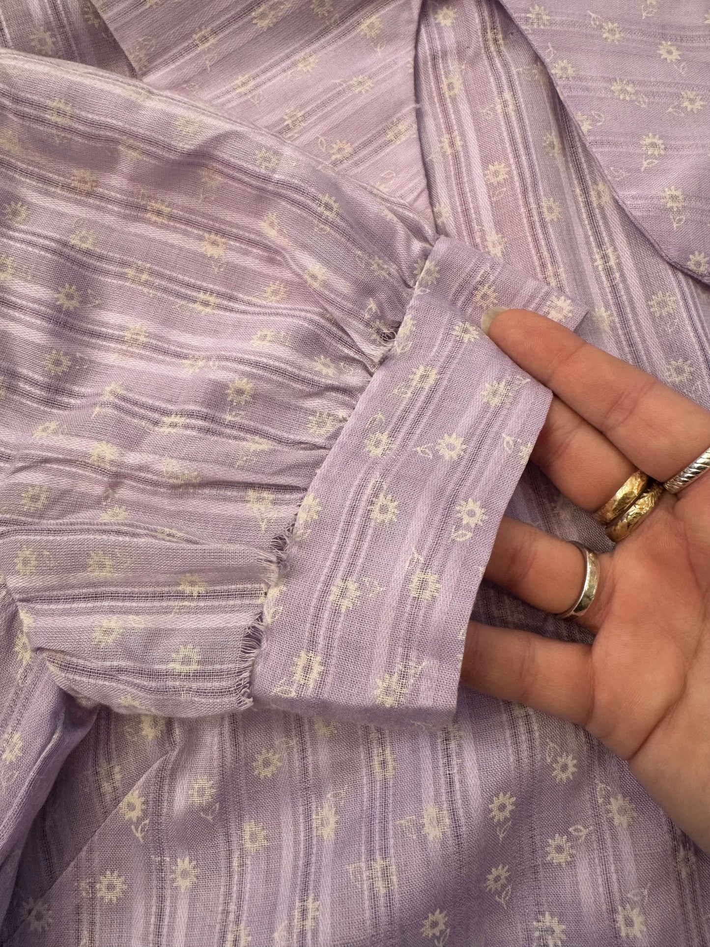 Vintage 1960s Purple Floral Collared Puff Sleeve Dress | Medium