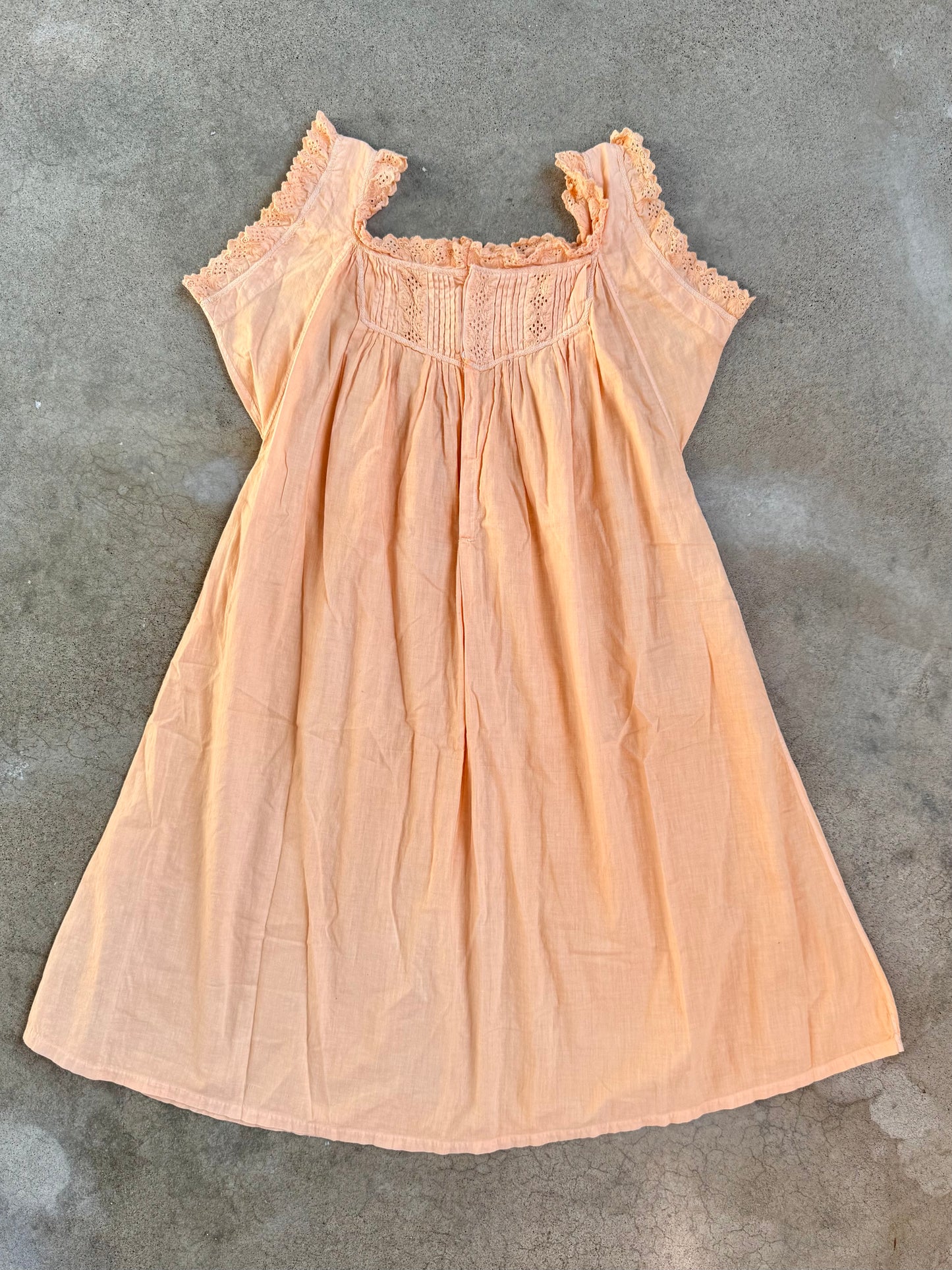 Vintage 1980s Peach Cap Sleeve Eyelet Trim Babydoll Dress | S/M