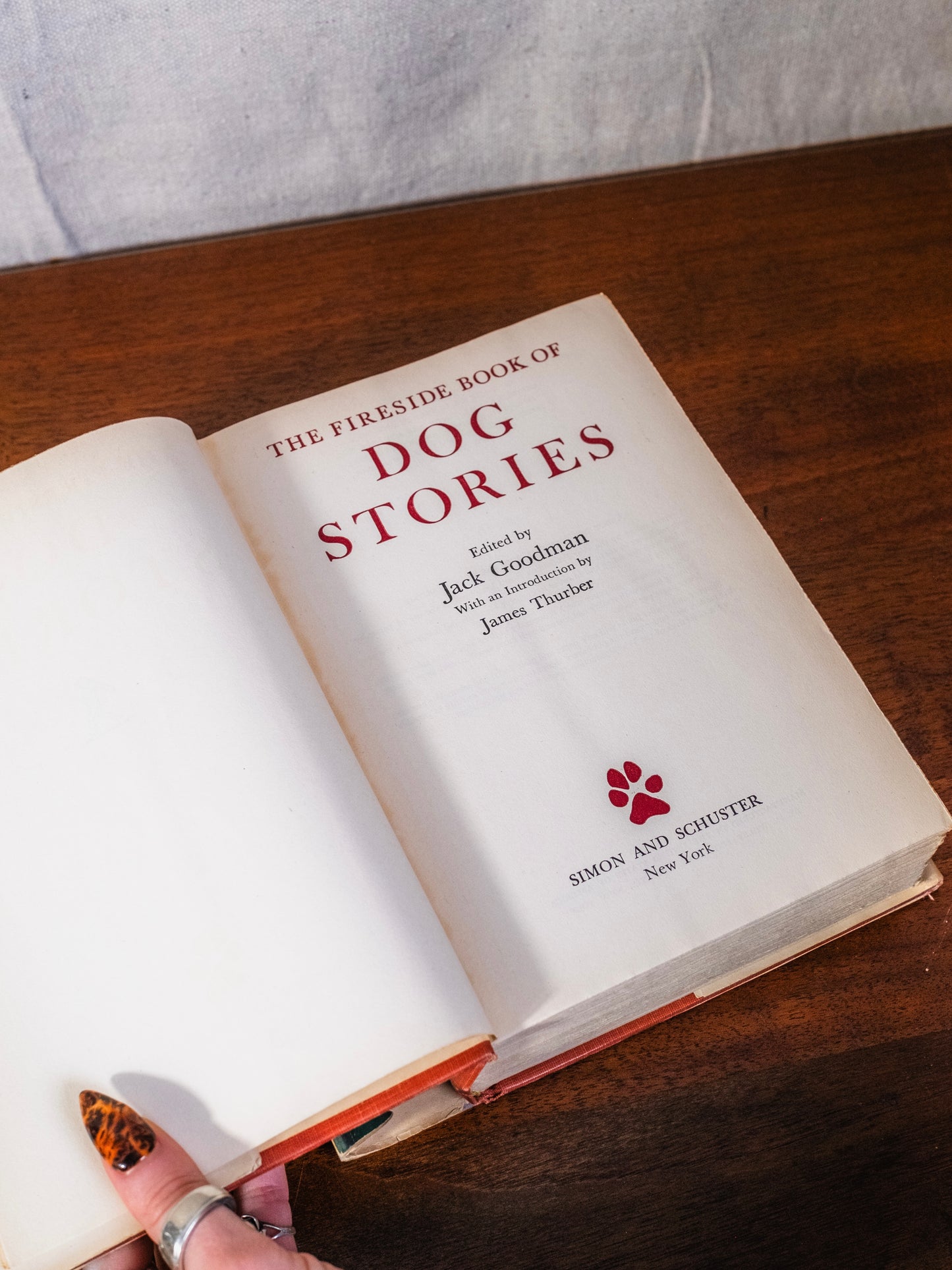 Vintage 1943 The Fireside Book of Dog Stories