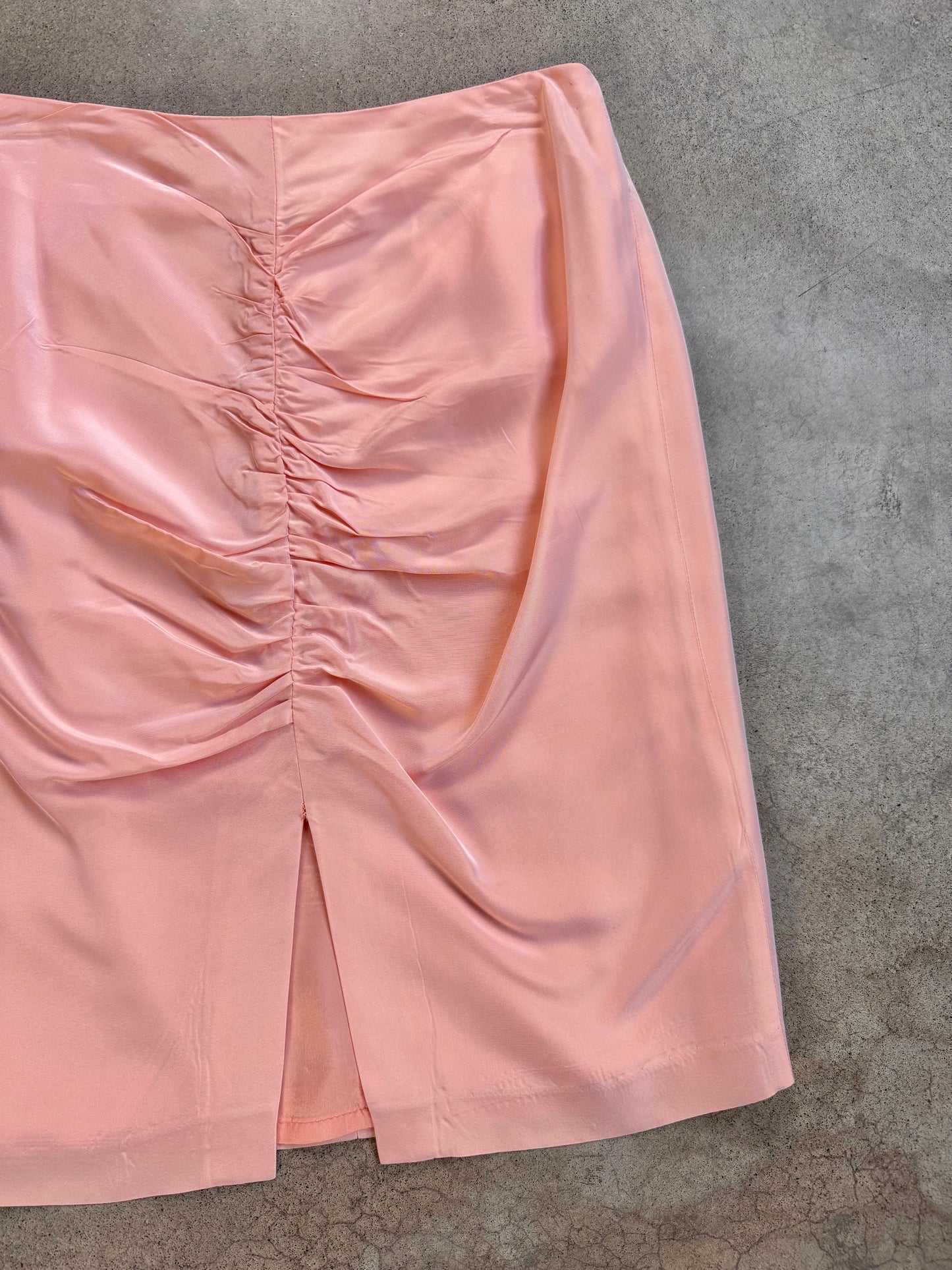 Vintage 1980s Alberto Makali Peach Ruched Pencil Skirt | Waist 28”