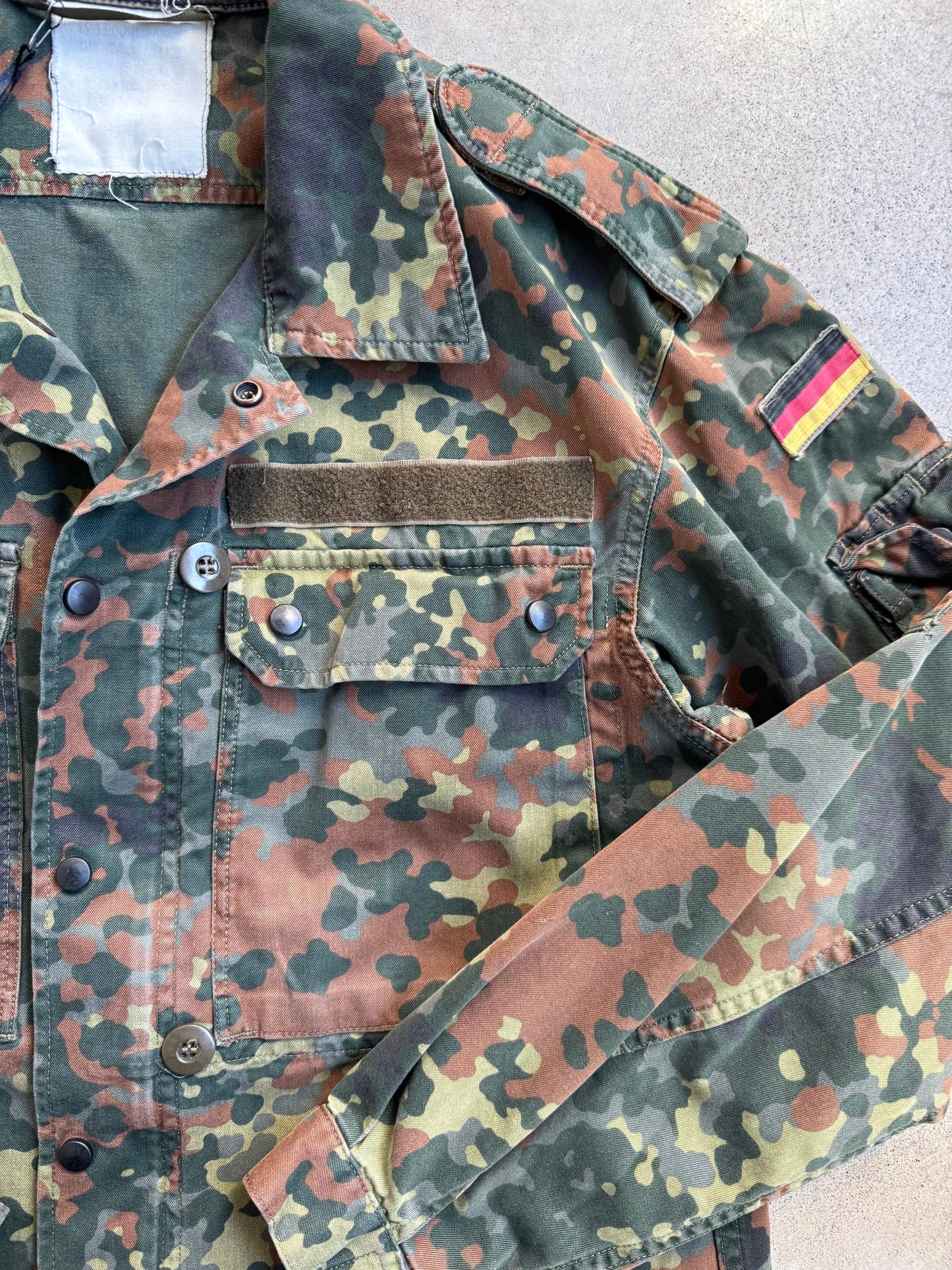 Vintage German Military Flecktarn Camo Field Shirt Jacket | Medium